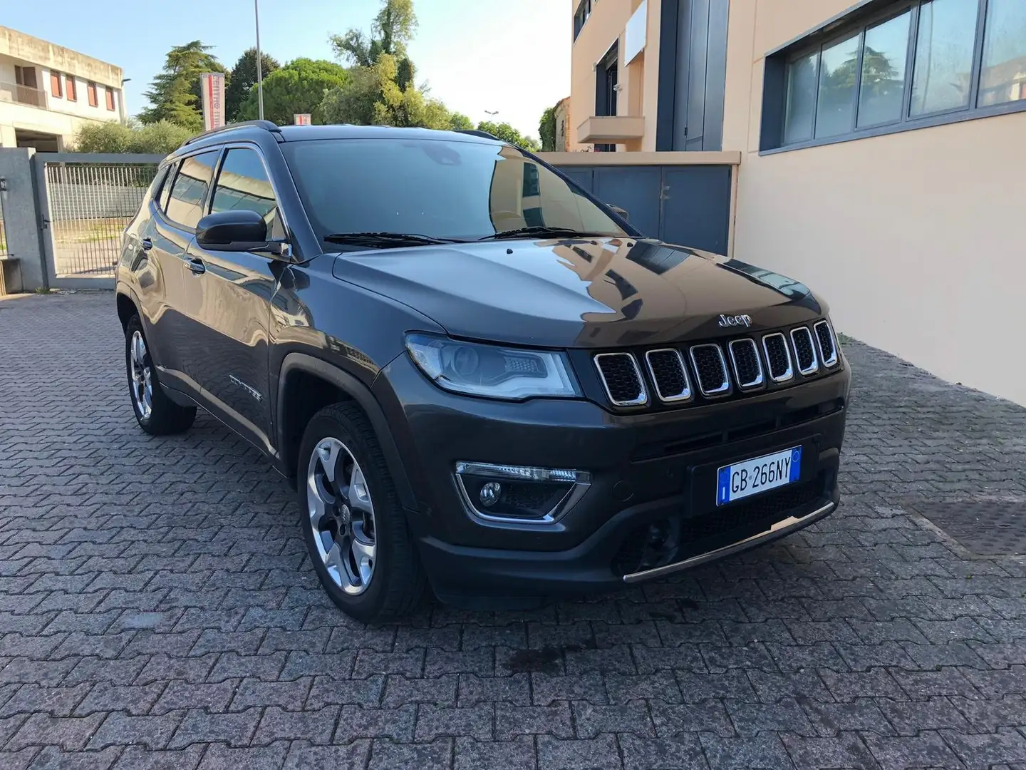 Jeep Compass II 2020 2.0 mjt Limited 4wd 140cv my19 Grigio - 1