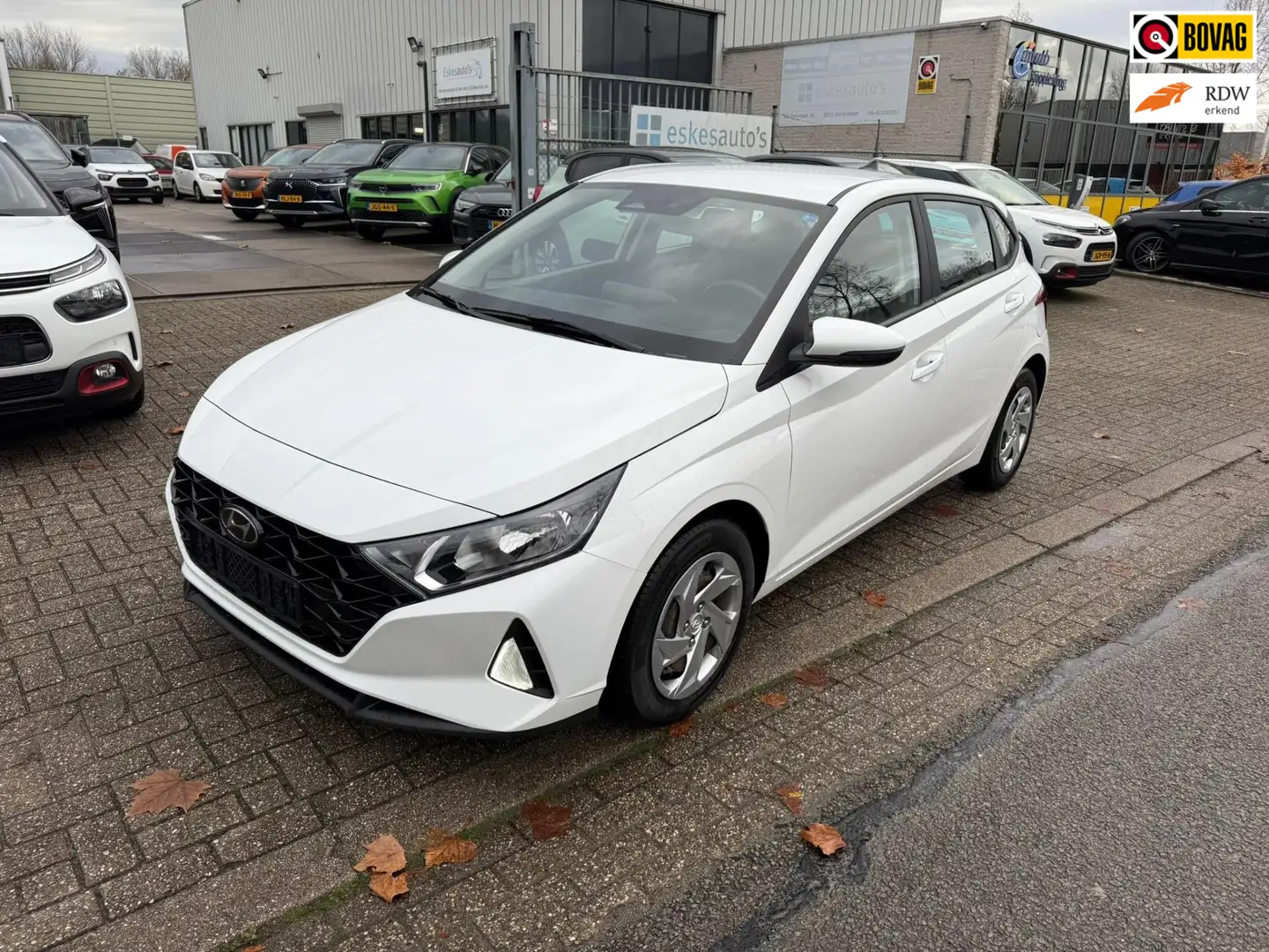 Hyundai i20 1.0 T-GDI Comfort, Automaat, Navi, 12 mnd Garantie Blanc - 1