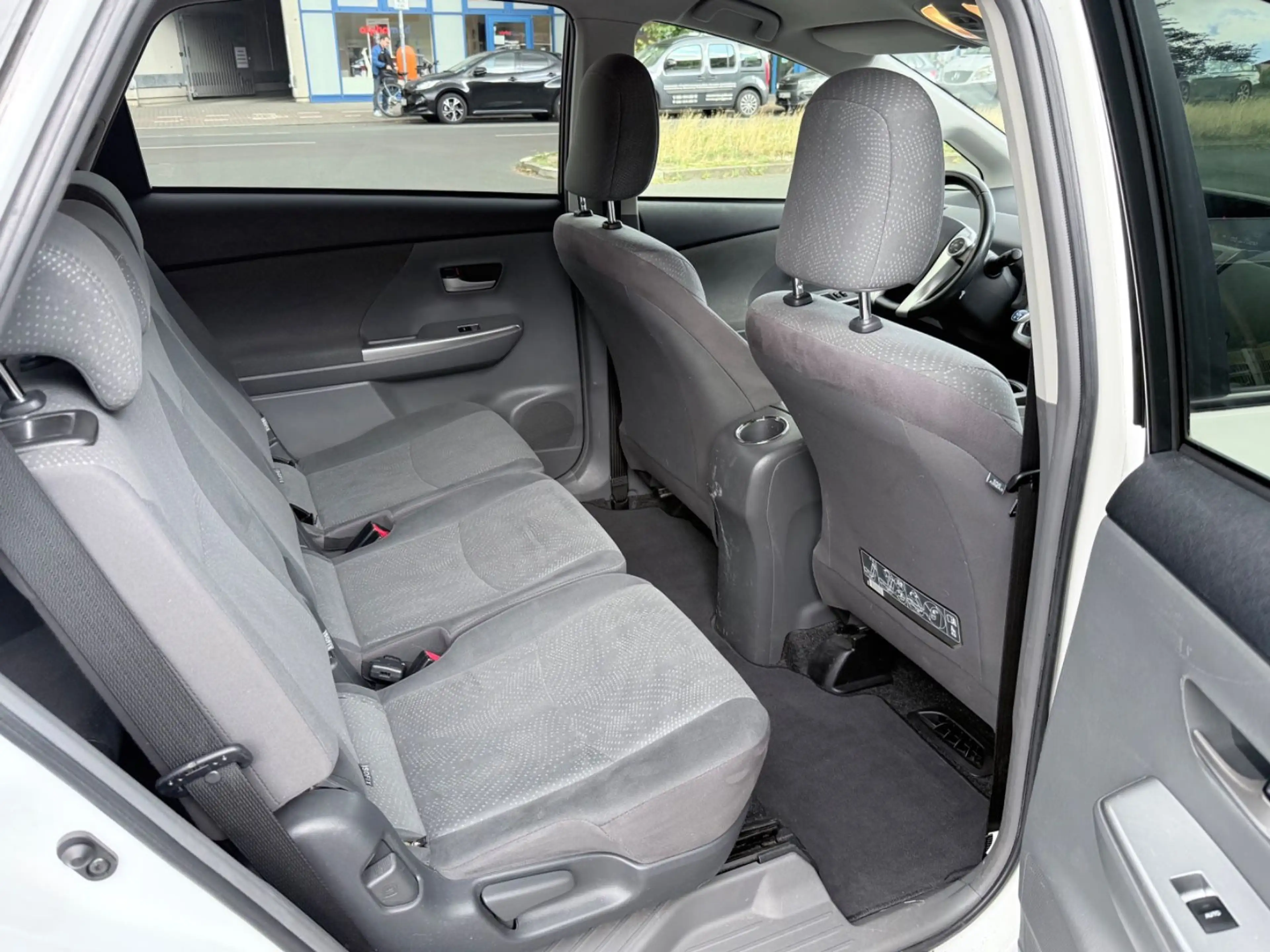 Toyota Prius+ PRIUS+ 1.8 HYBRID+7-SITZER+2.HAND+NAVI+ — photo 11