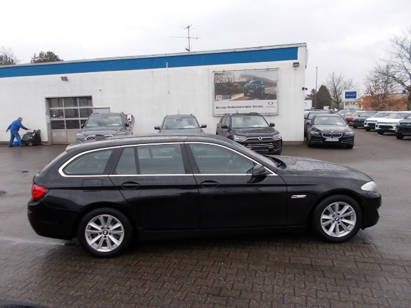 BMW 523 523i, 3.0,touring SHZ, PDC, Luftfederung — photo 4