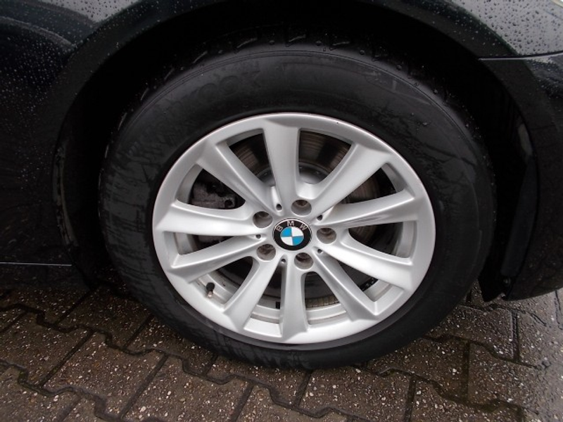 BMW 523 523i, 3.0,touring SHZ, PDC, Luftfederung — photo 9