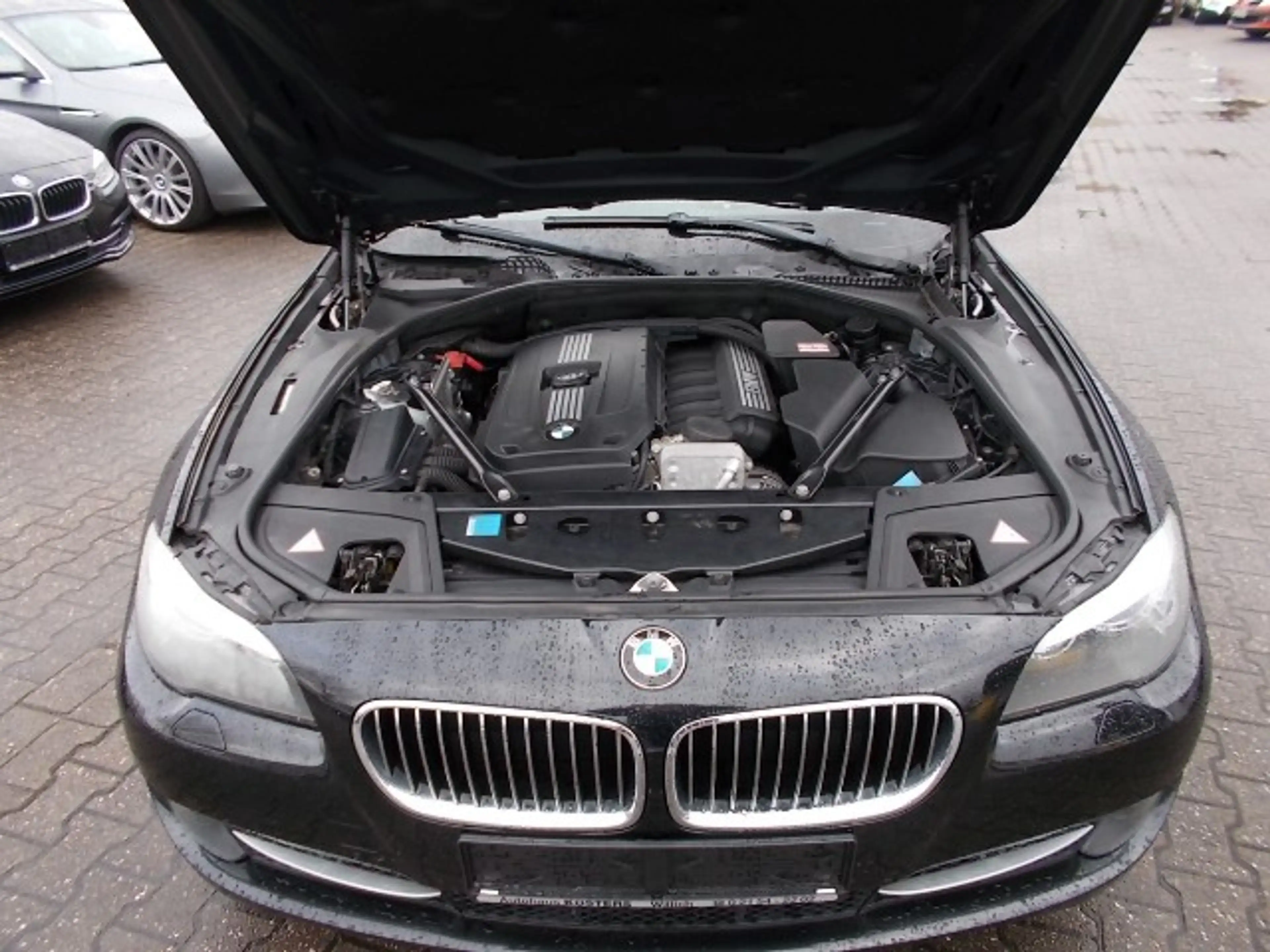 BMW 523 523i, 3.0,touring SHZ, PDC, Luftfederung — photo 10
