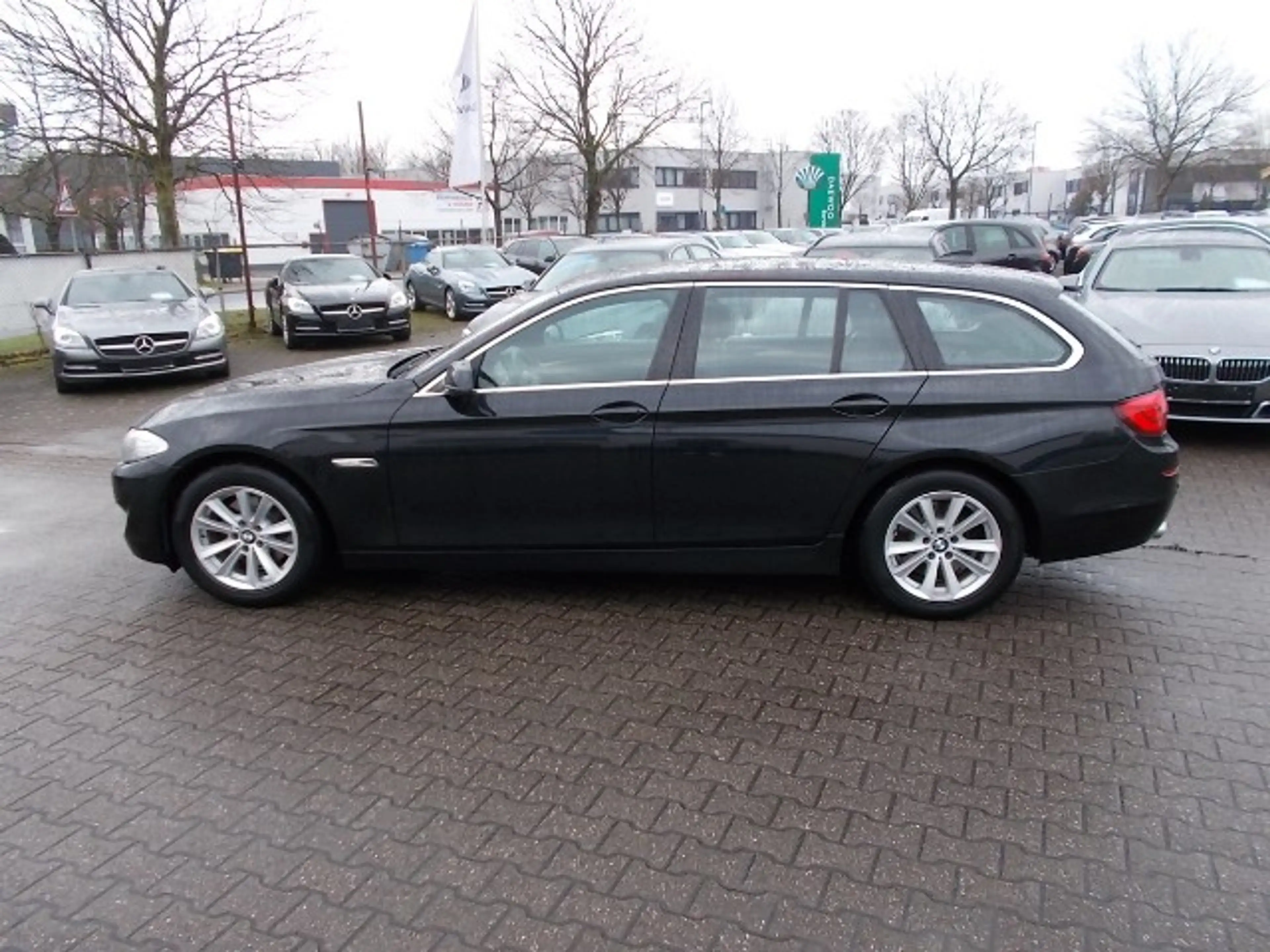 BMW 523 523i, 3.0,touring SHZ, PDC, Luftfederung — photo 8