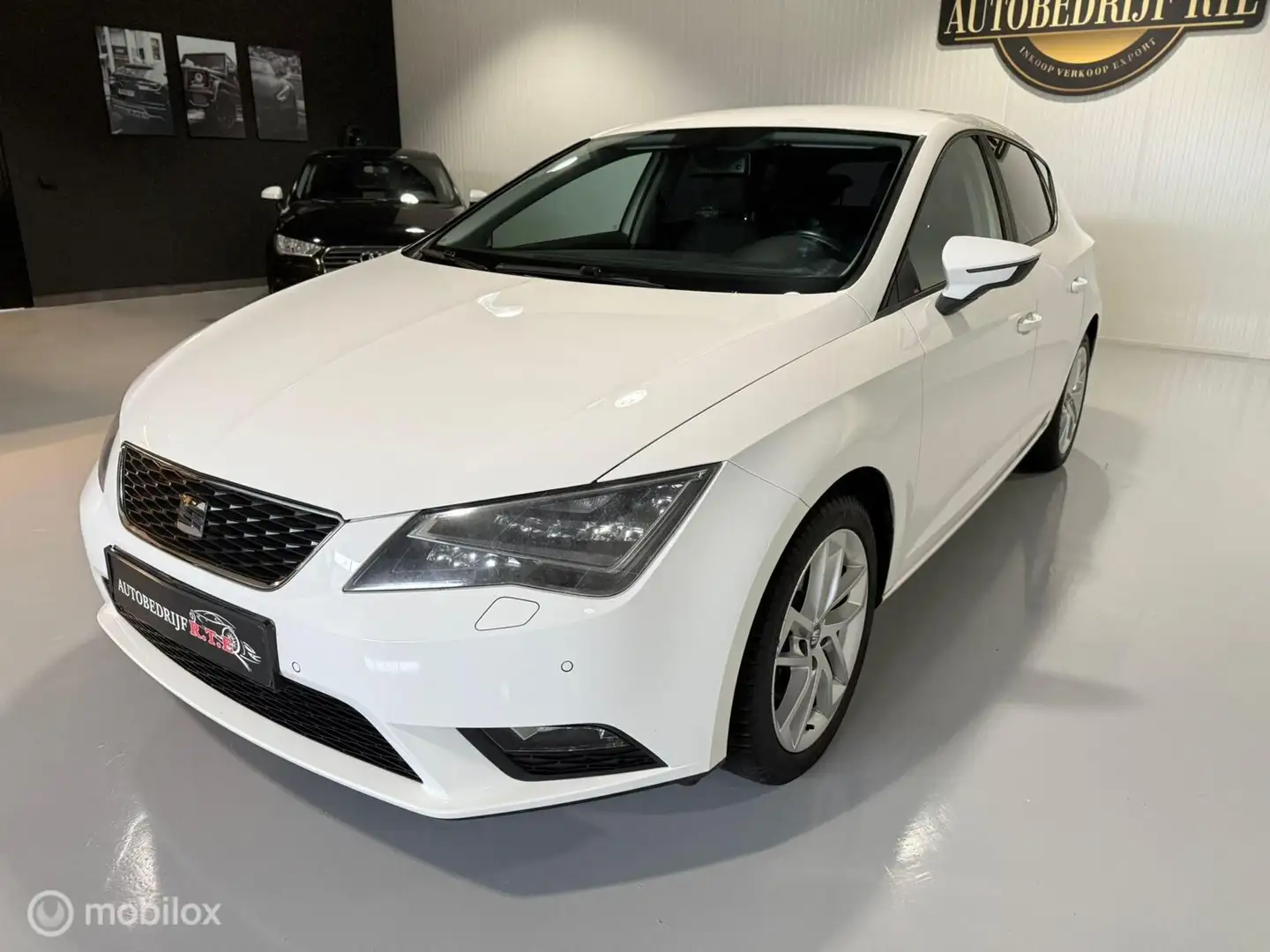 SEAT Leon 1.2 TSI Navi stoel verwarming 6Bak nette Wit - 2