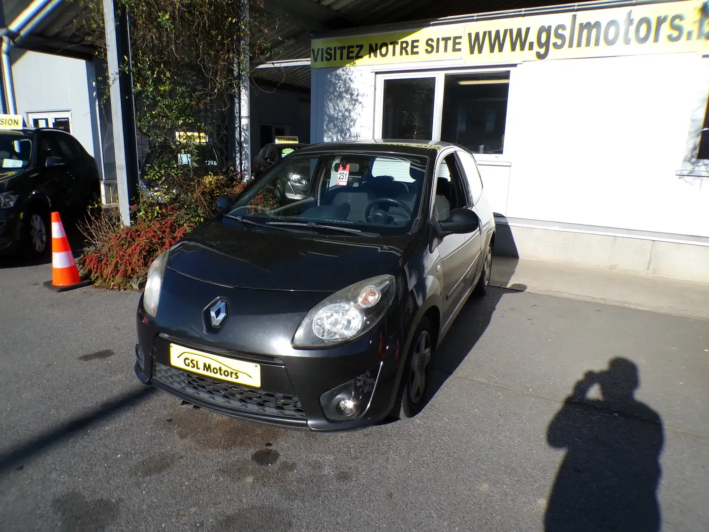 Renault Twingo 1.5 dCi 84cv 3 portes noir 1500€ marchand Airco Zwart - 1