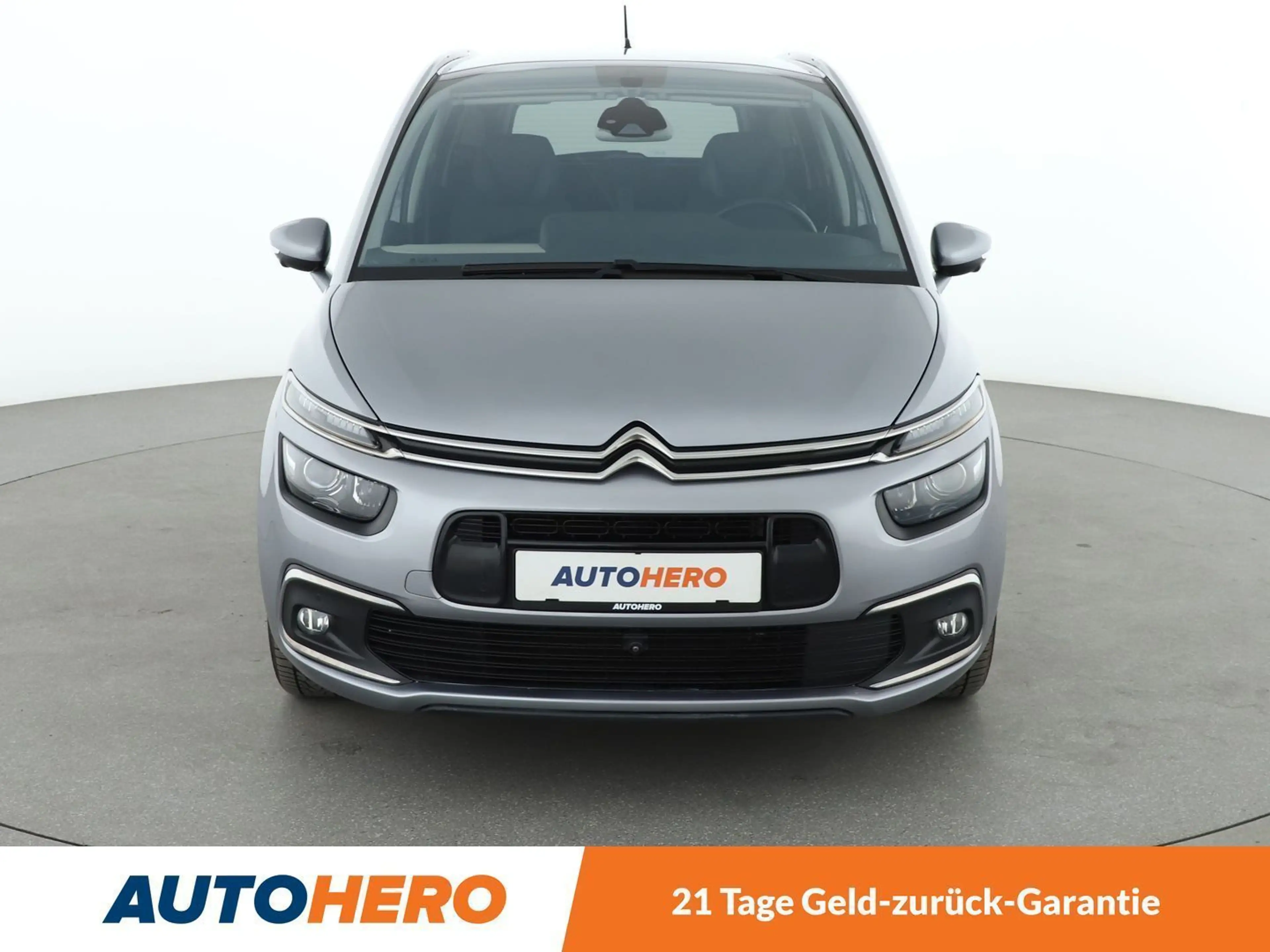 Citroen Grand C4 Picasso 1.2 e-THP Shine*7-SITZER*NAVI*XENON*TEMPO*CAM*AHK* — photo 9