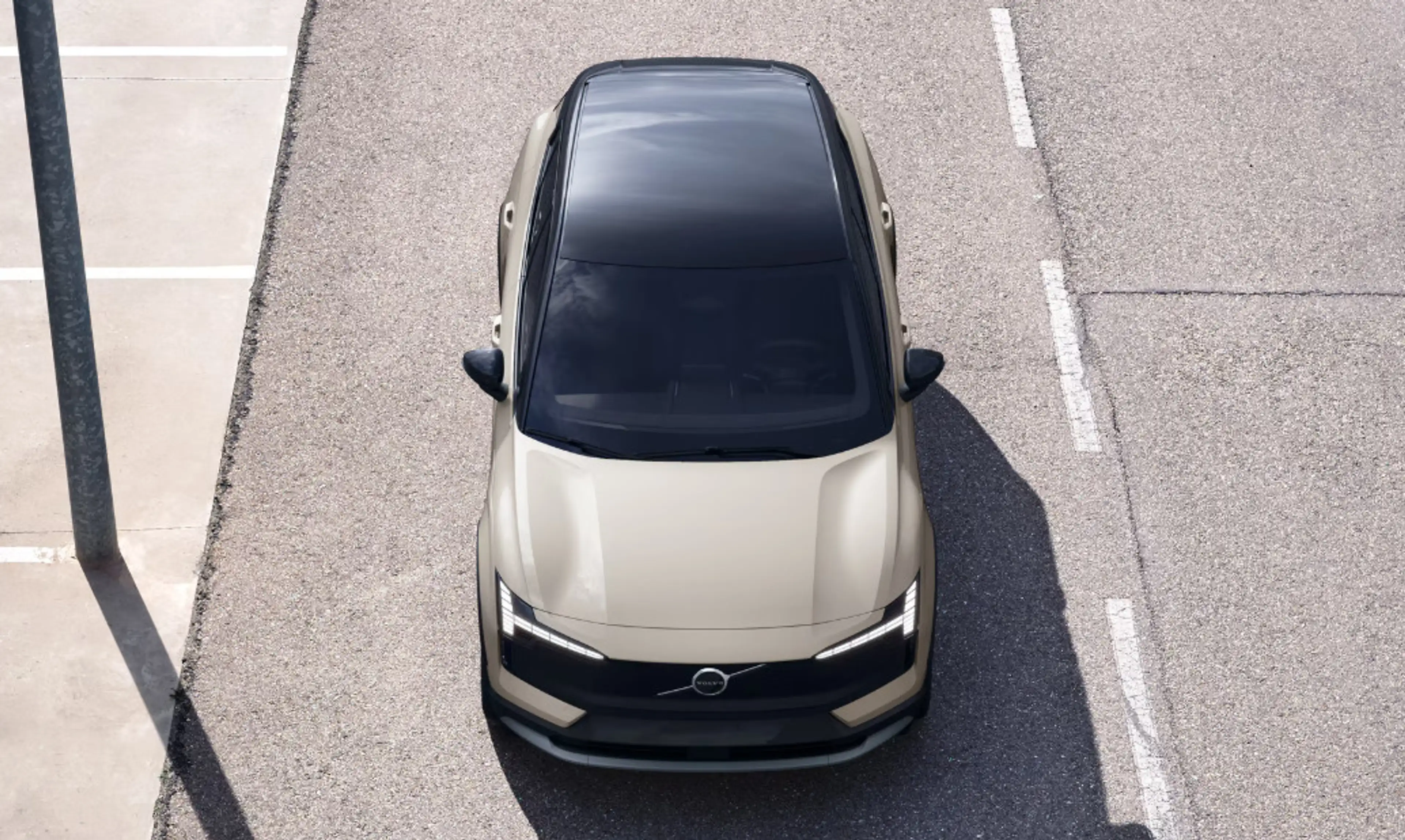 Volvo EX30 Cross Country P5 Long Range | Google | Long Range — photo 7