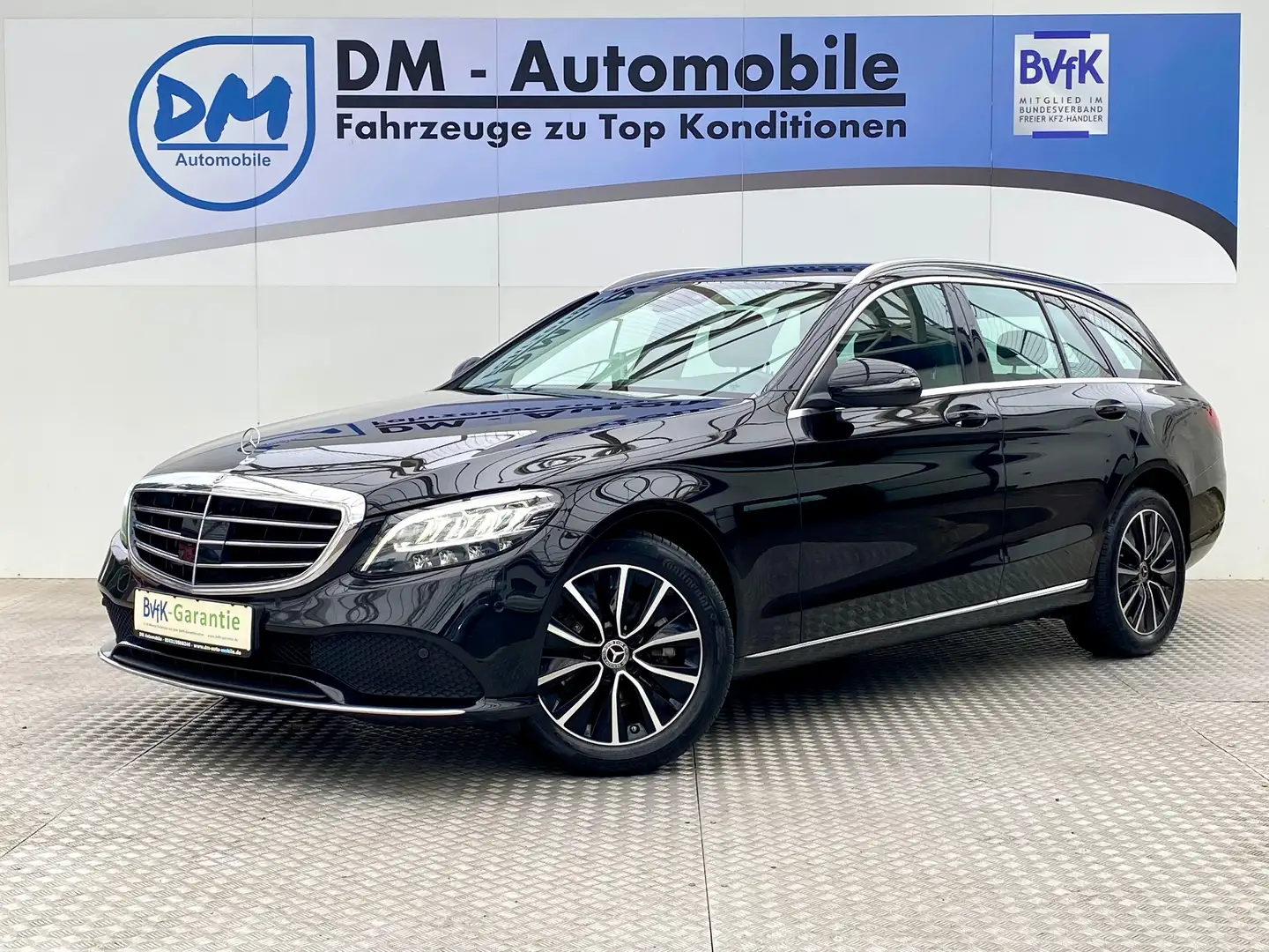 Mercedes-Benz C 220 T d 9G-Tronic NAVI LED 1.HAND Noir - 1