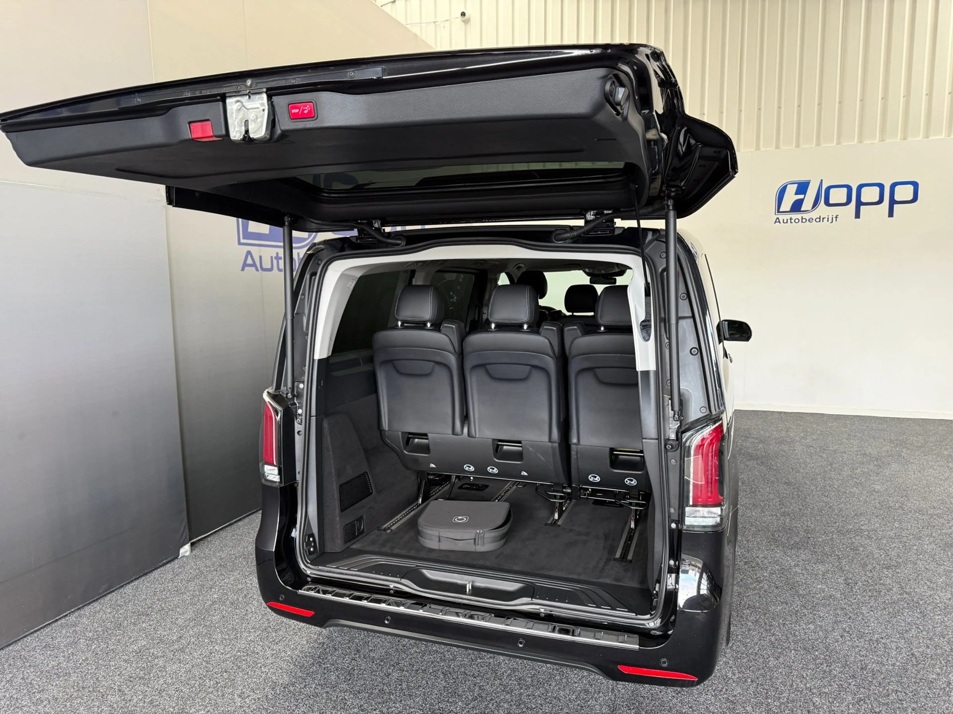 Mercedes-Benz EQV 300 L2 - 8-pers AMG Facelift - Exterieur pakket - 360 — photo 35