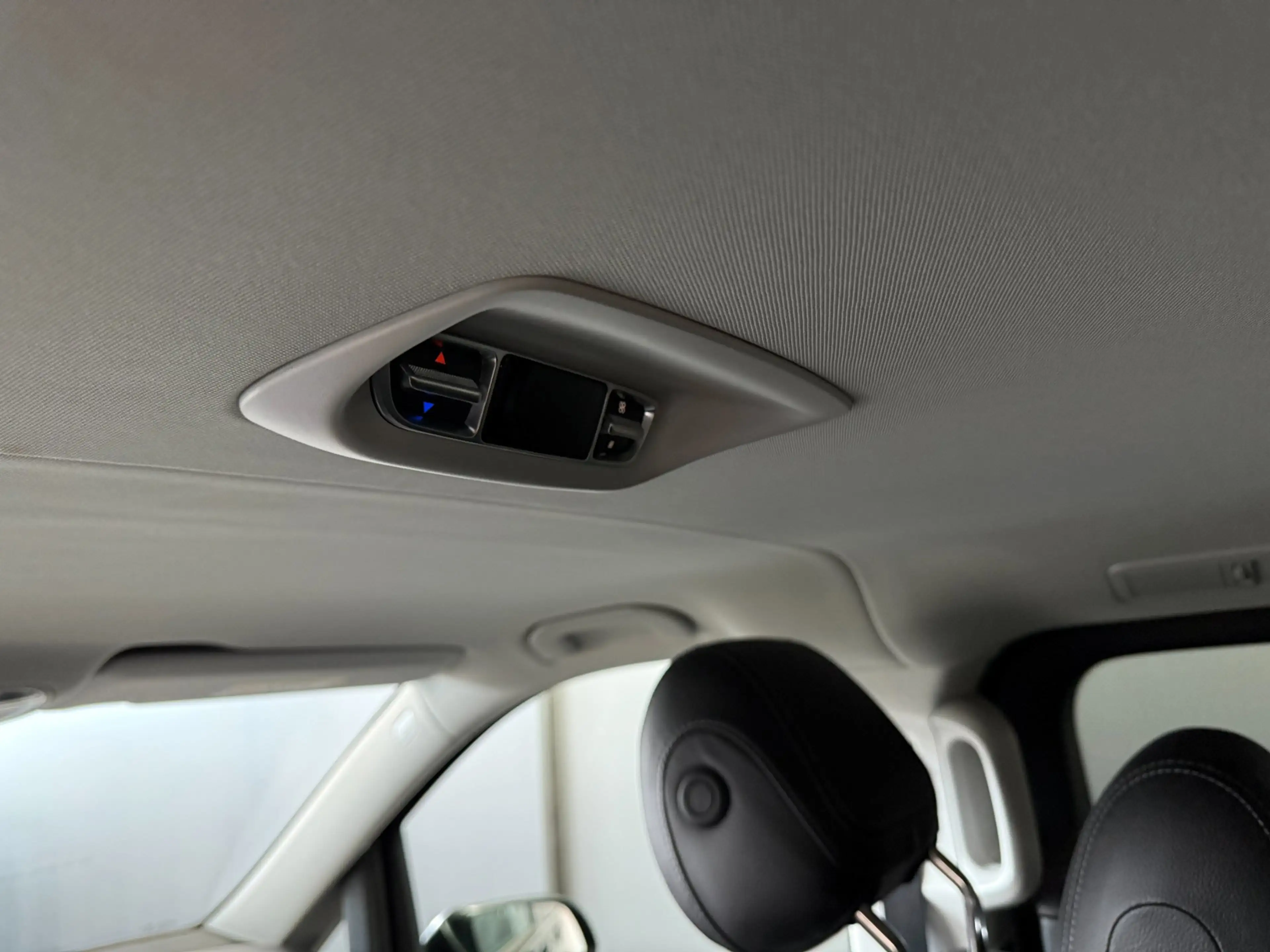 Mercedes-Benz EQV 300 L2 - 8-pers AMG Facelift - Exterieur pakket - 360 — photo 28