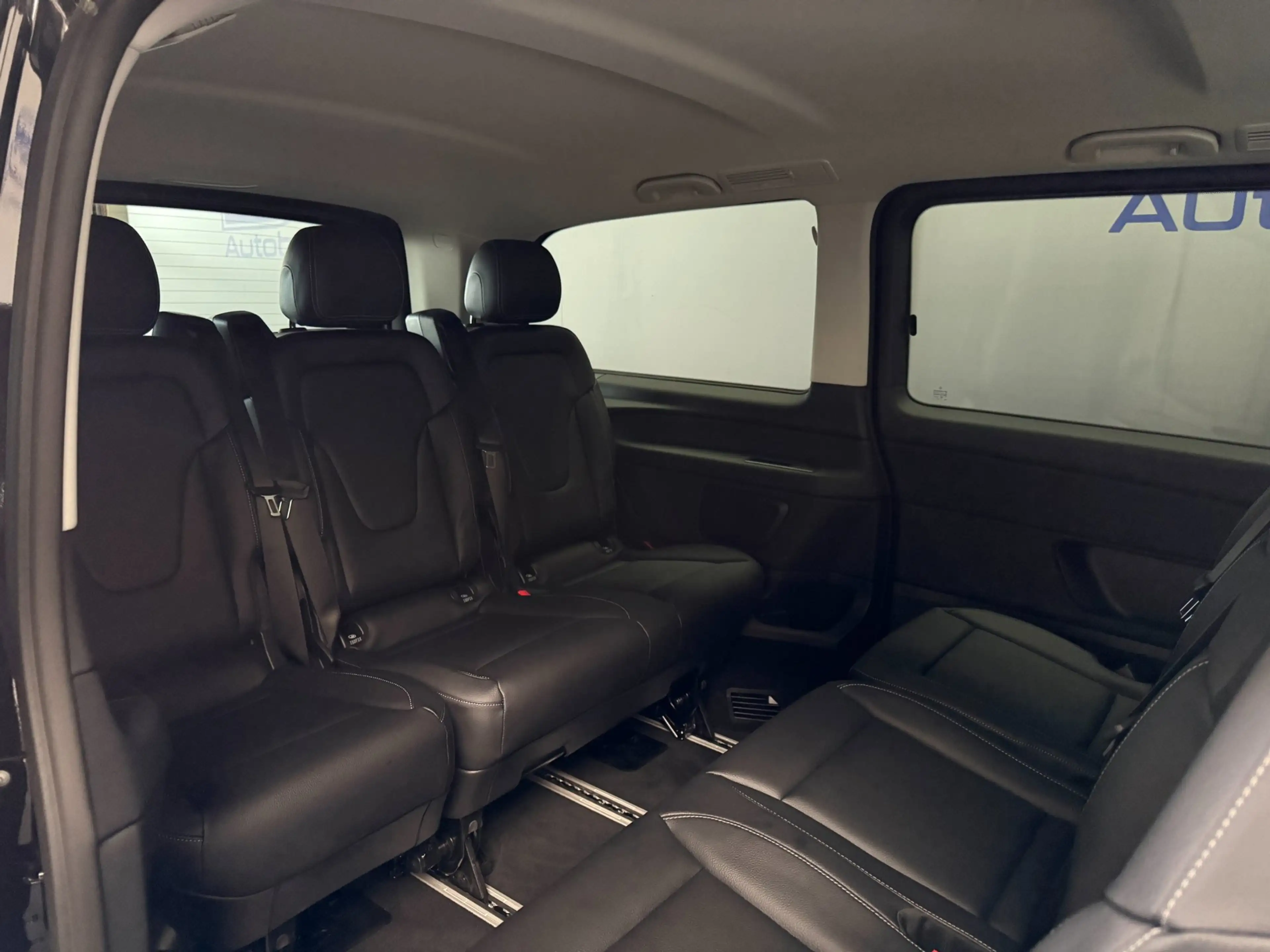 Mercedes-Benz EQV 300 L2 - 8-pers AMG Facelift - Exterieur pakket - 360 — photo 36