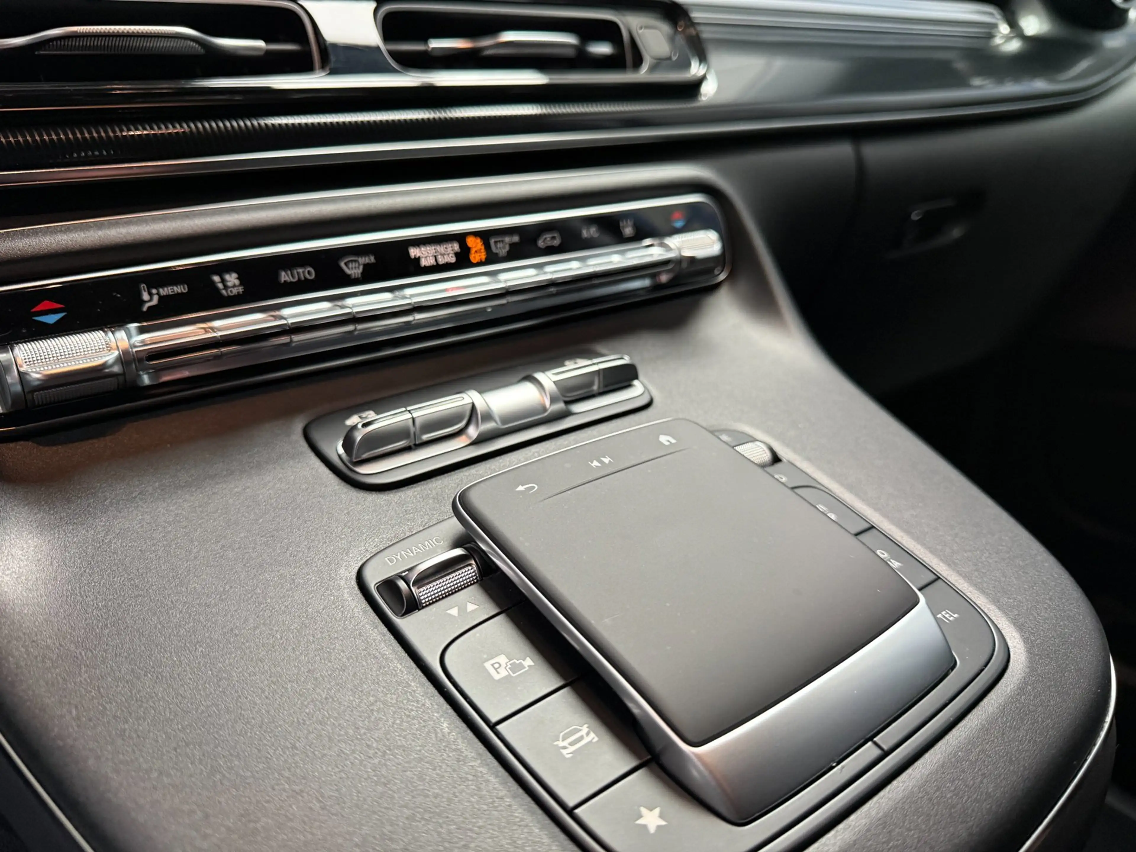 Mercedes-Benz EQV 300 L2 - 8-pers AMG Facelift - Exterieur pakket - 360 — photo 9