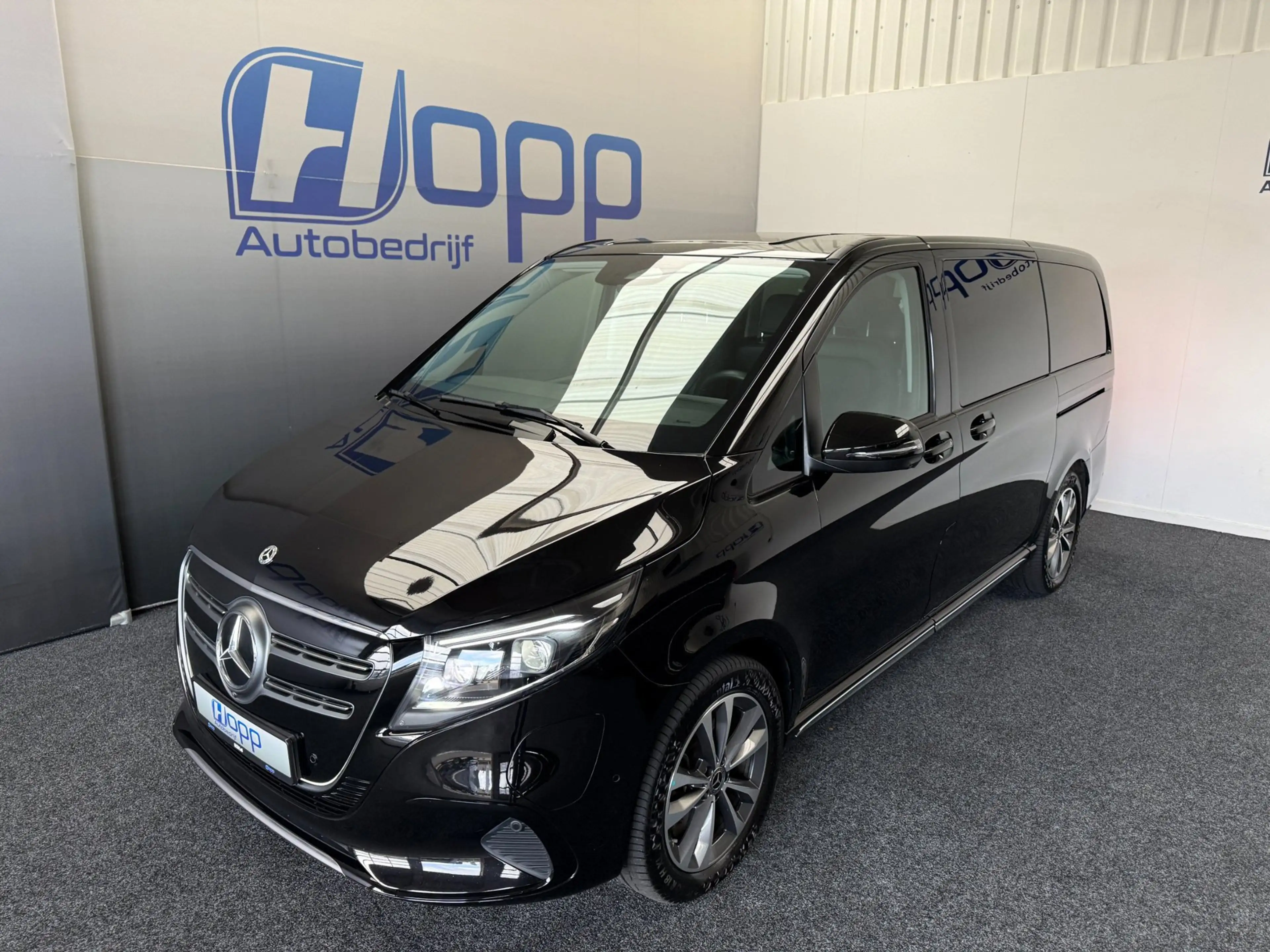 Mercedes-Benz EQV 300 L2 - 8-pers AMG Facelift - Exterieur pakket - 360 — photo 32
