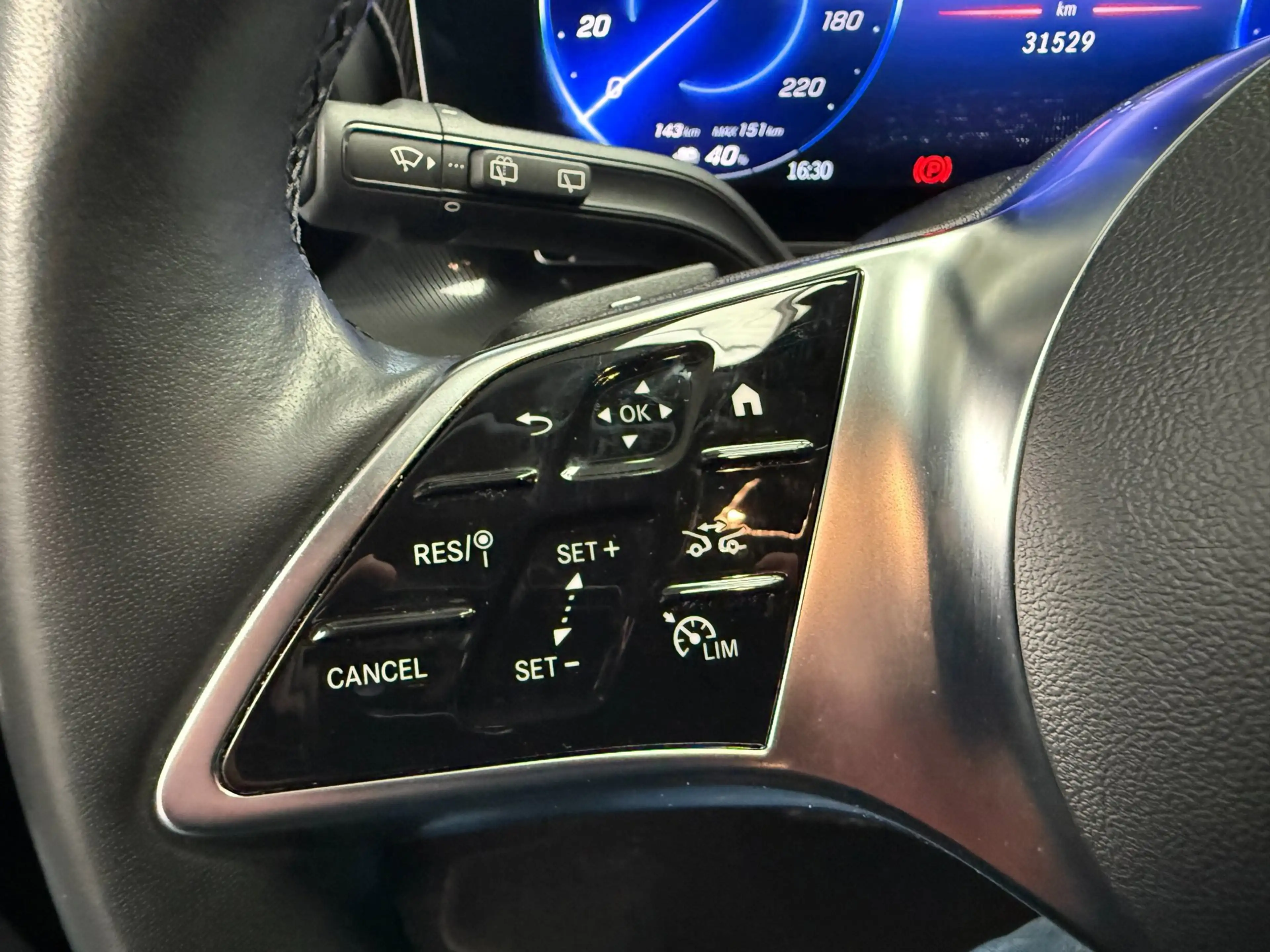Mercedes-Benz EQV 300 L2 - 8-pers AMG Facelift - Exterieur pakket - 360 — photo 13