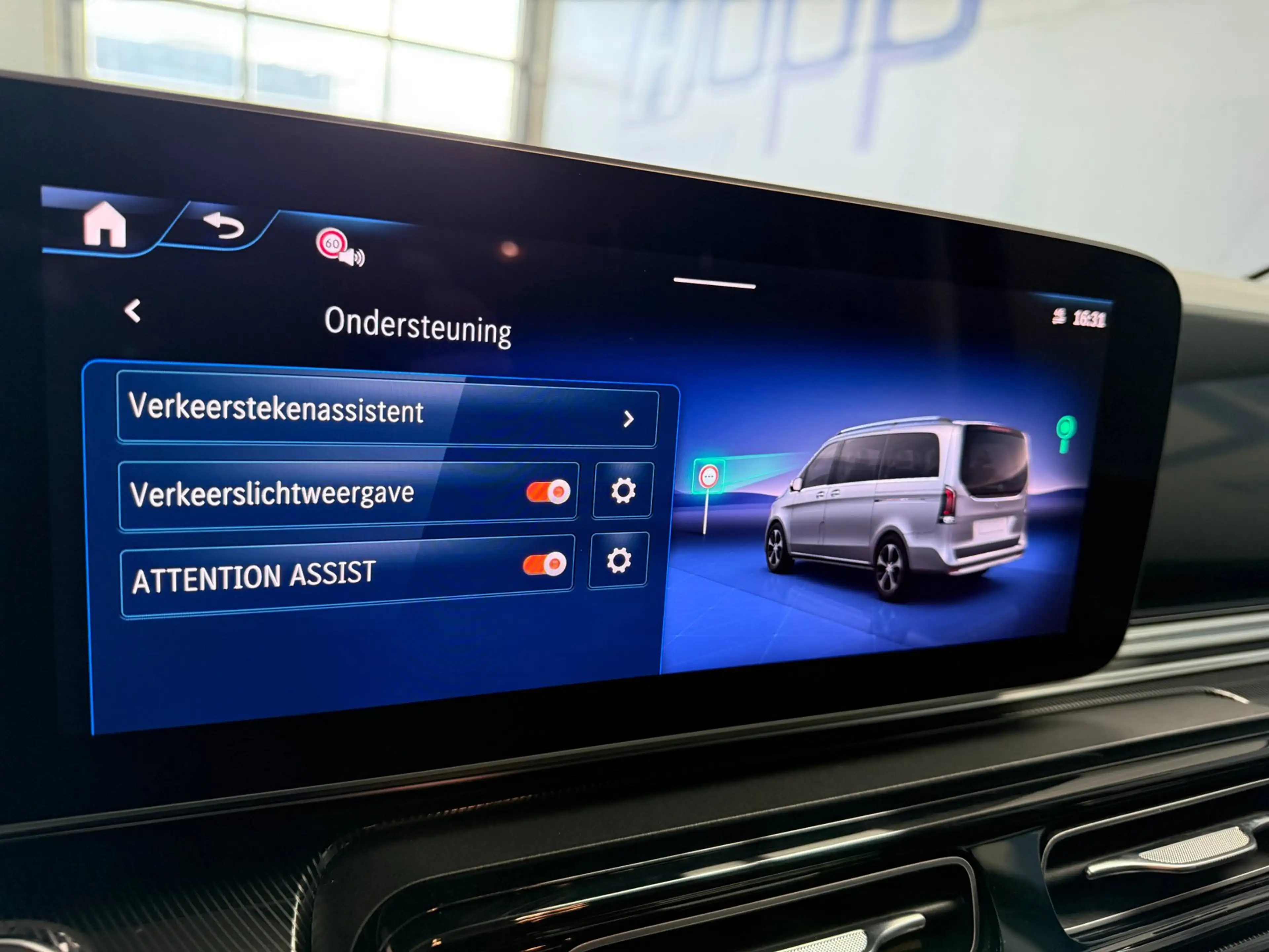 Mercedes-Benz EQV 300 L2 - 8-pers AMG Facelift - Exterieur pakket - 360 — photo 21