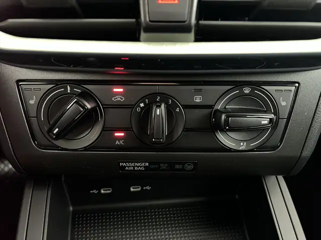 Seat Ibiza view 12