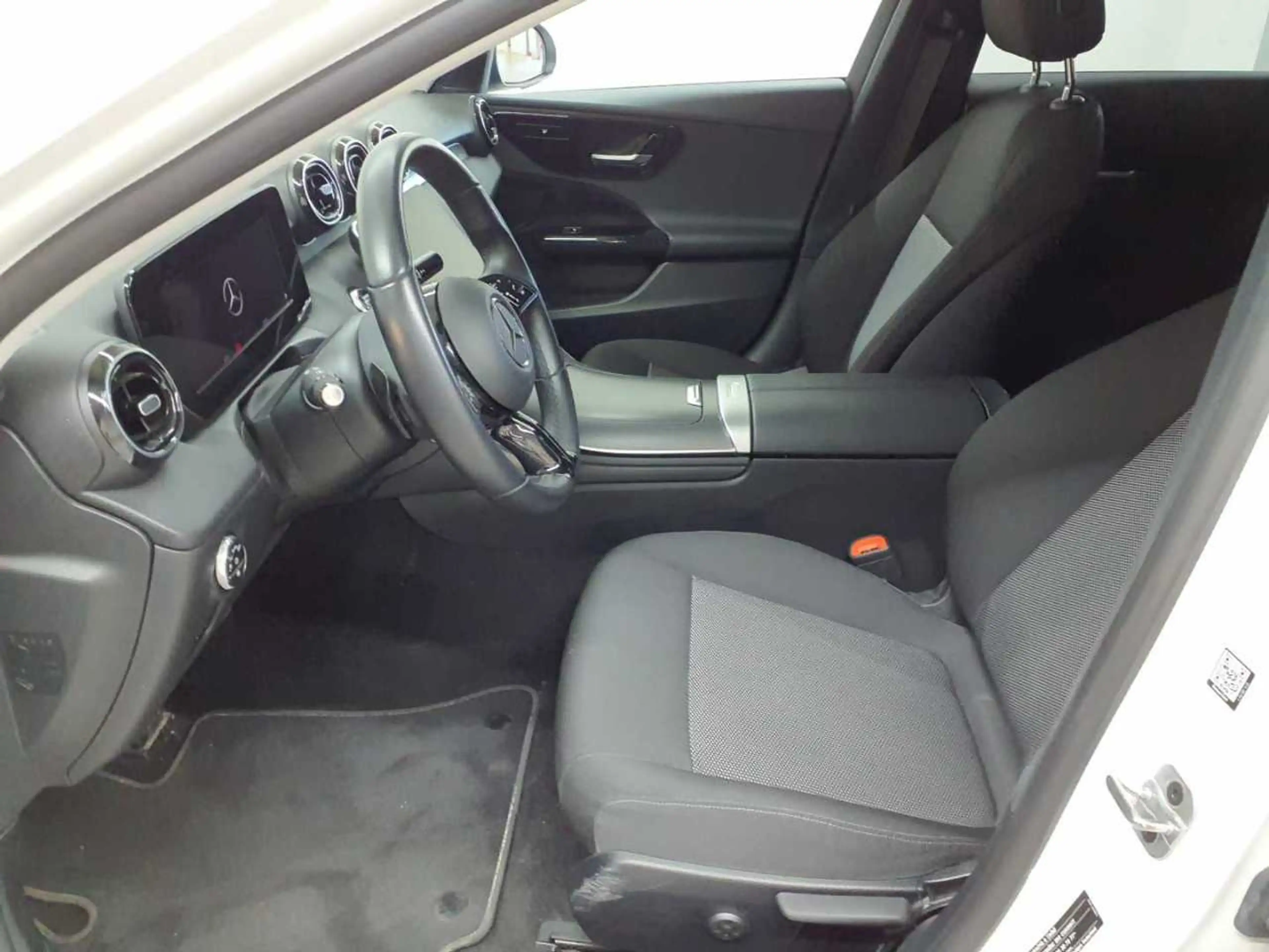 Mercedes-Benz C 220 C 220 d T 9G- Avangarde Ext BusiP KAM — photo 8