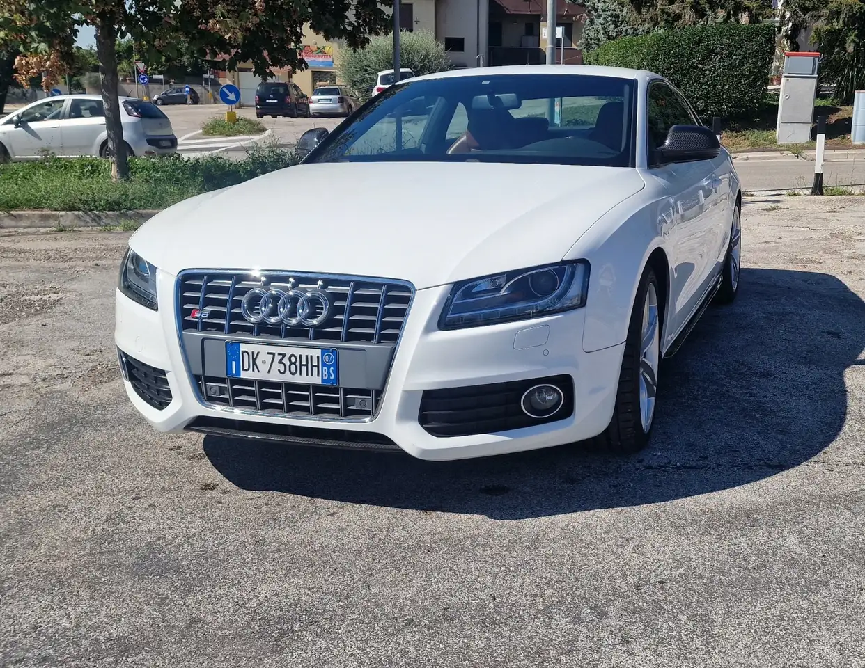 Audi S5 Coupe 4.2 V8 quattro — photo 1 of 14