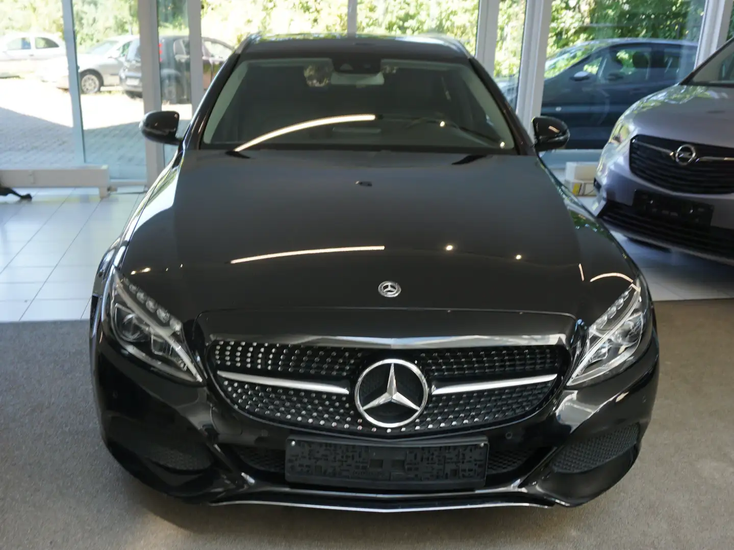 Mercedes-Benz C 180 C 180 T CGI (205.240) Zwart - 1