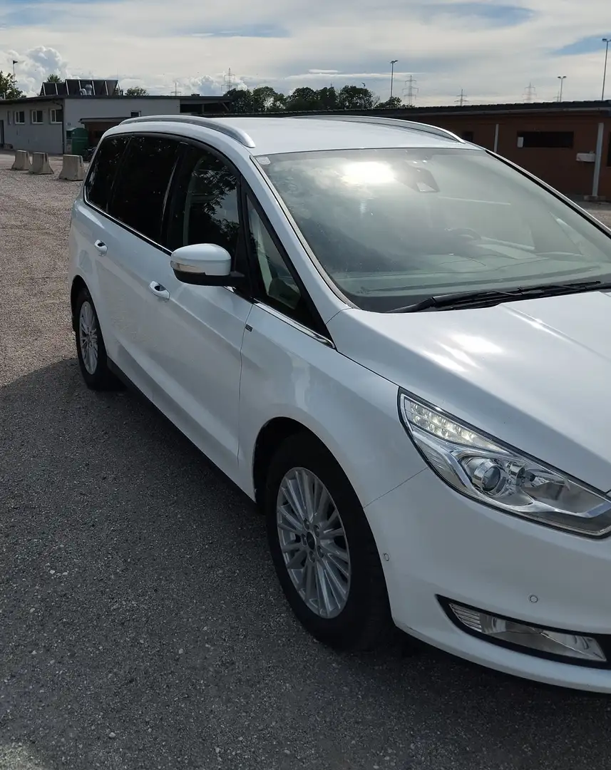 Ford Galaxy 2.0 TDCi Titanium Weiß - 1