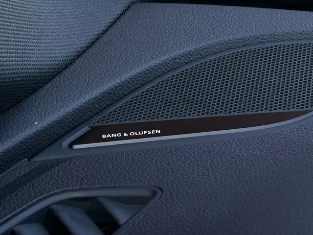 Audi RS4 view 26