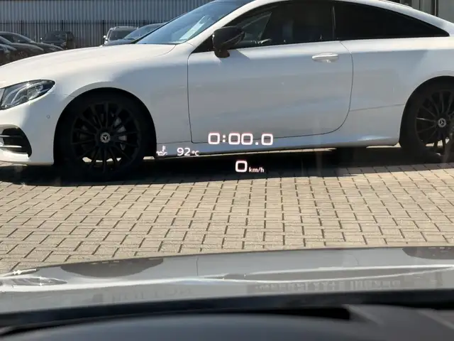 Audi RS4 view 30