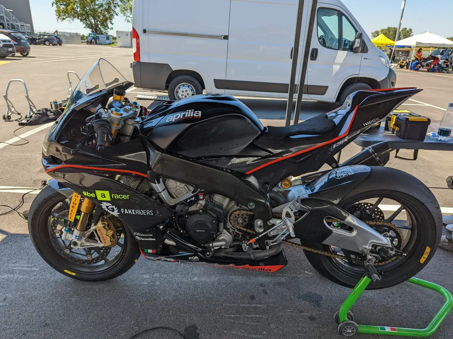 Aprilia RSV4 APRC Negru - 1