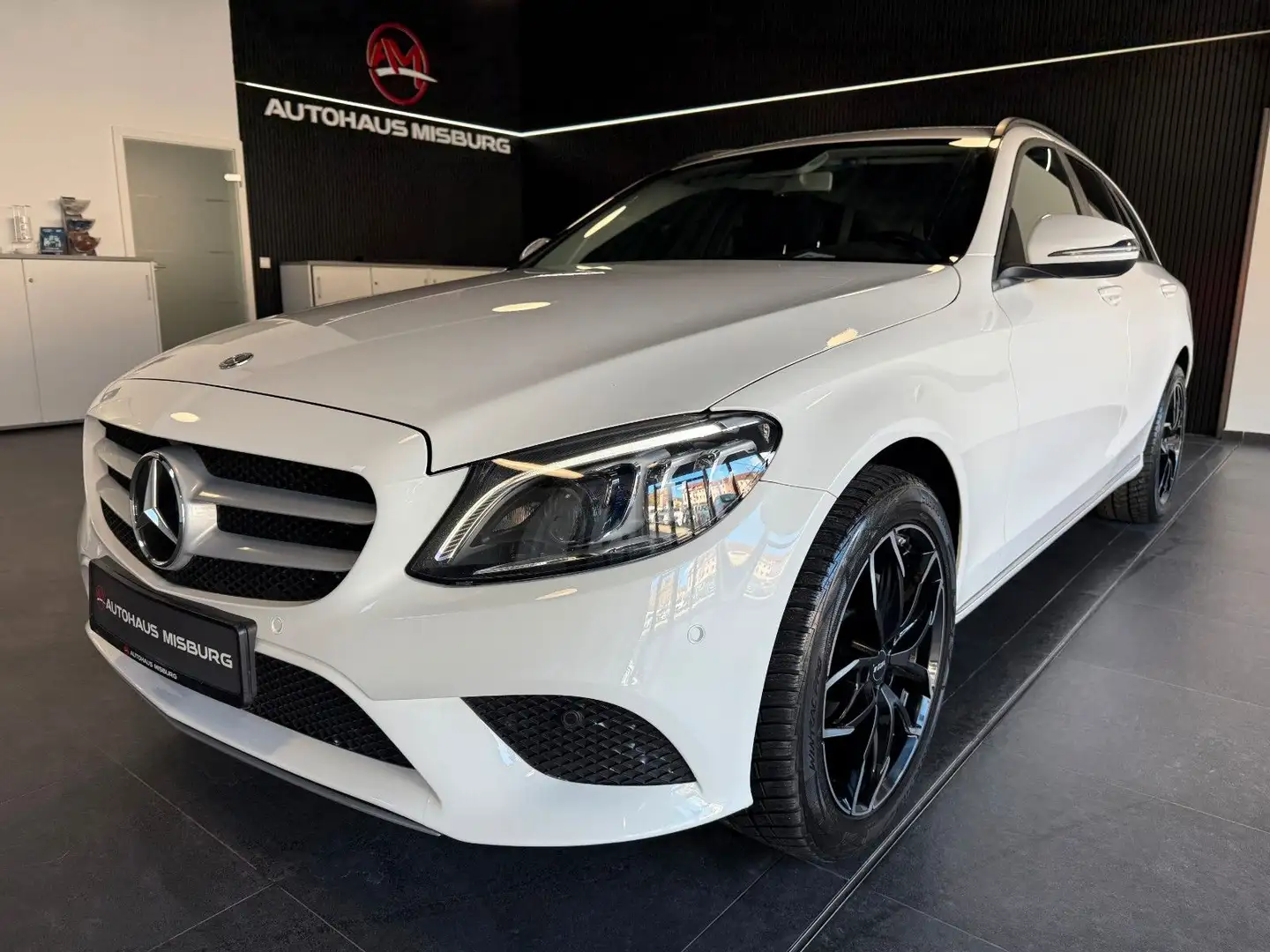 Mercedes-Benz C 220 T d 4Matic/ Multibeam+Ahk+Kamera+TOTW Blanc - 1