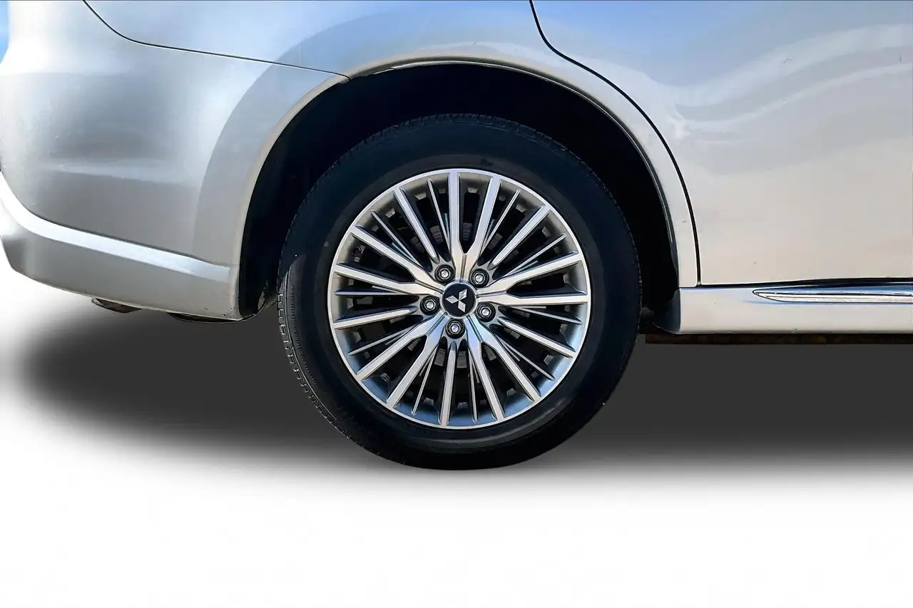 Mitsubishi Outlander fotografie Mitsubishi Outlander