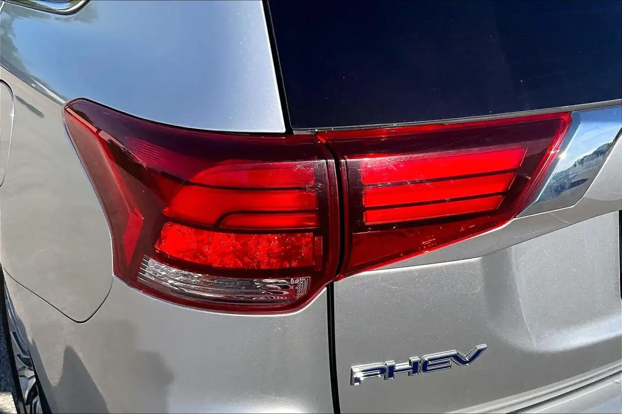 Mitsubishi Outlander fotografie Mitsubishi Outlander