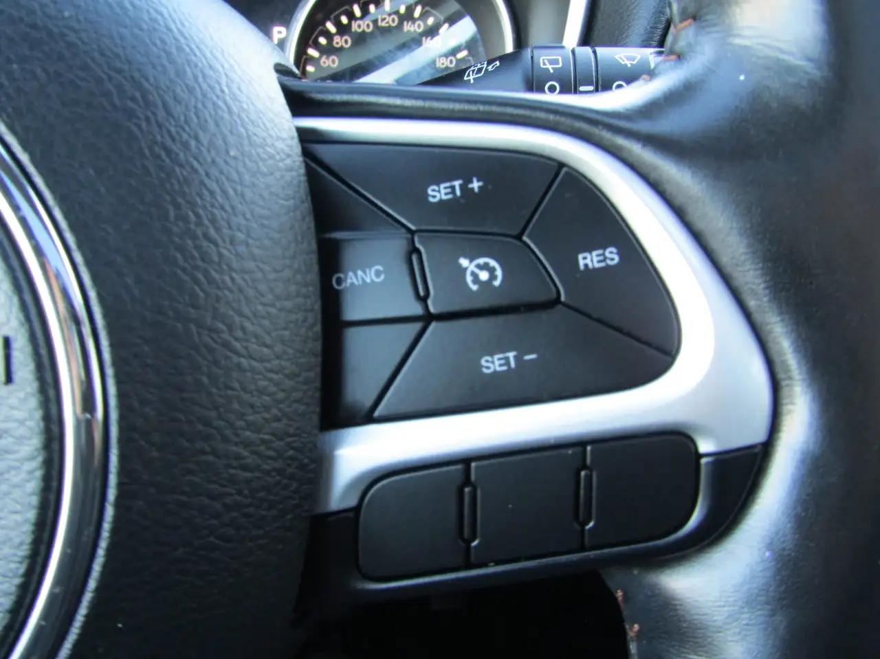 Jeep Compass снимка Jeep Compass