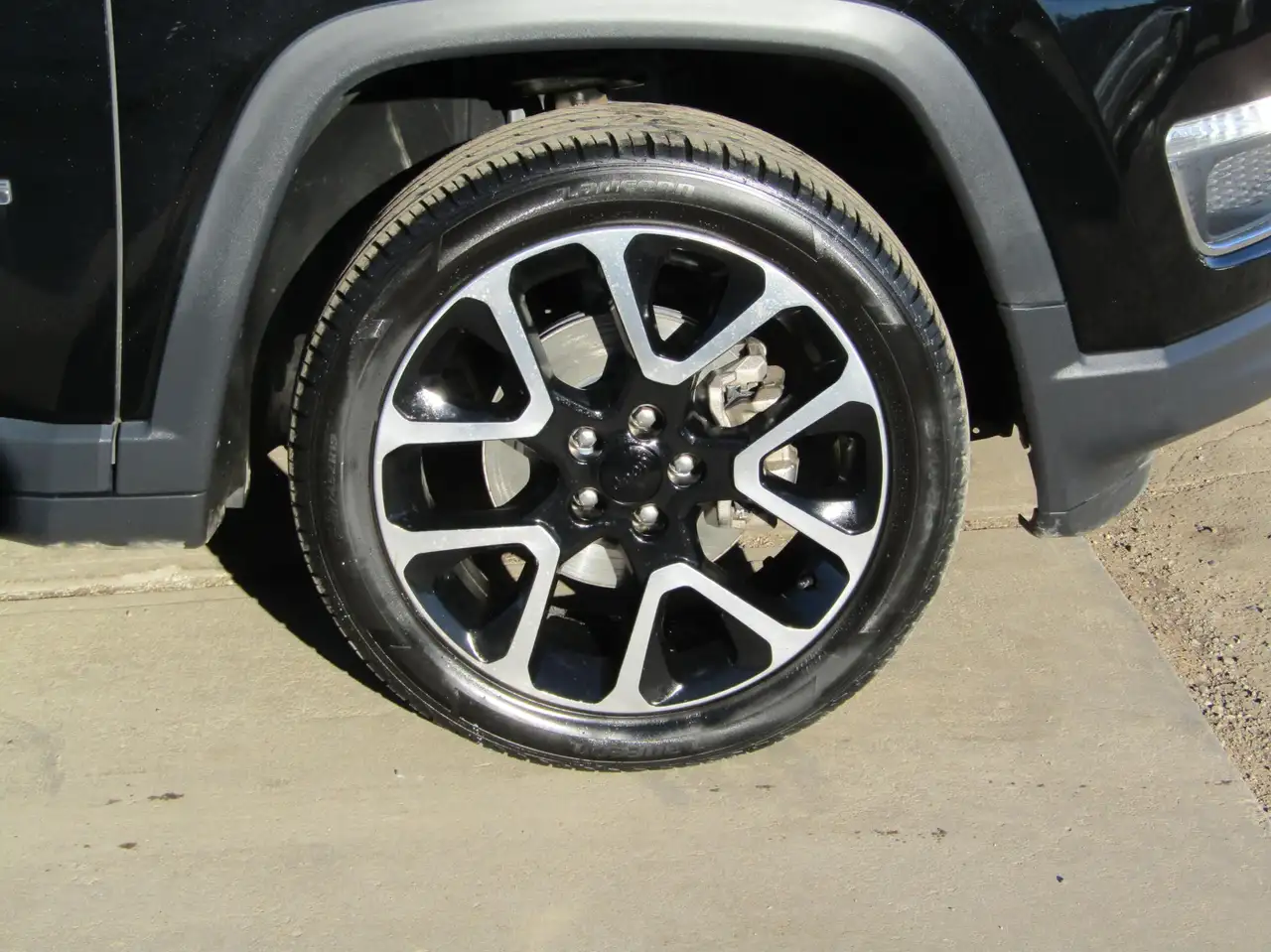 Jeep Compass снимка Jeep Compass