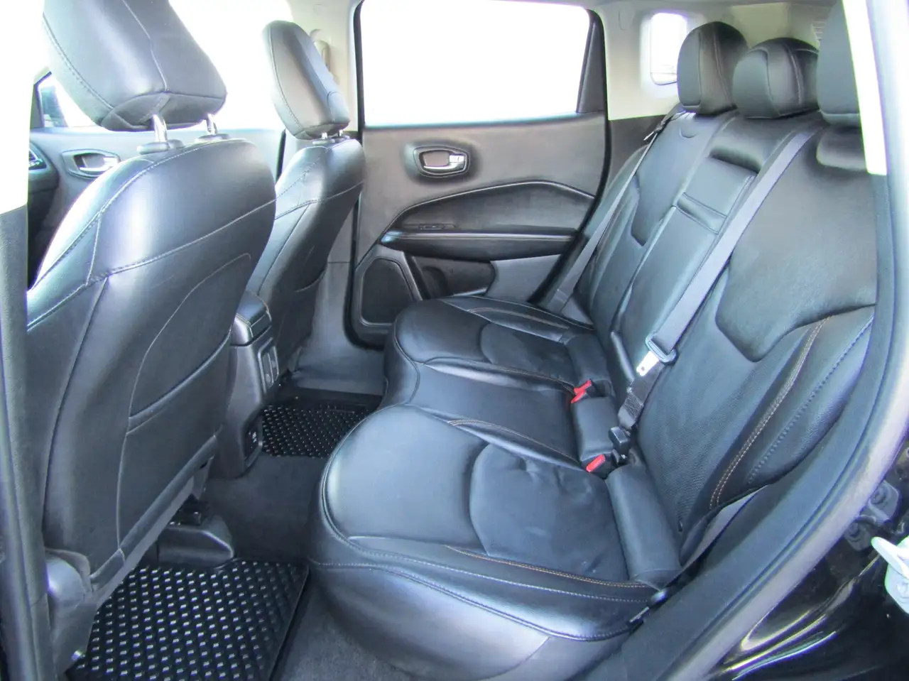 Jeep Compass снимка Jeep Compass