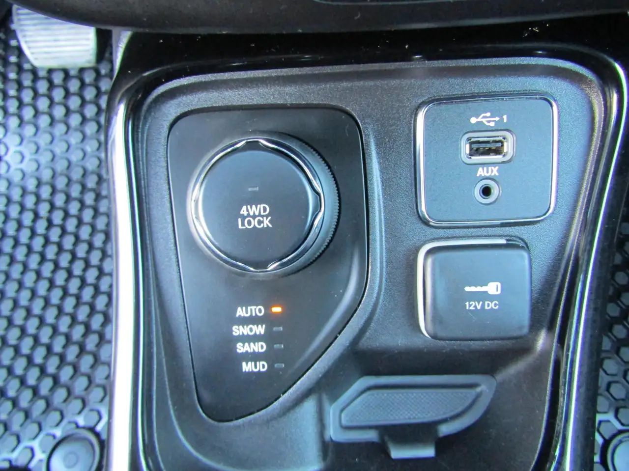 Jeep Compass снимка Jeep Compass