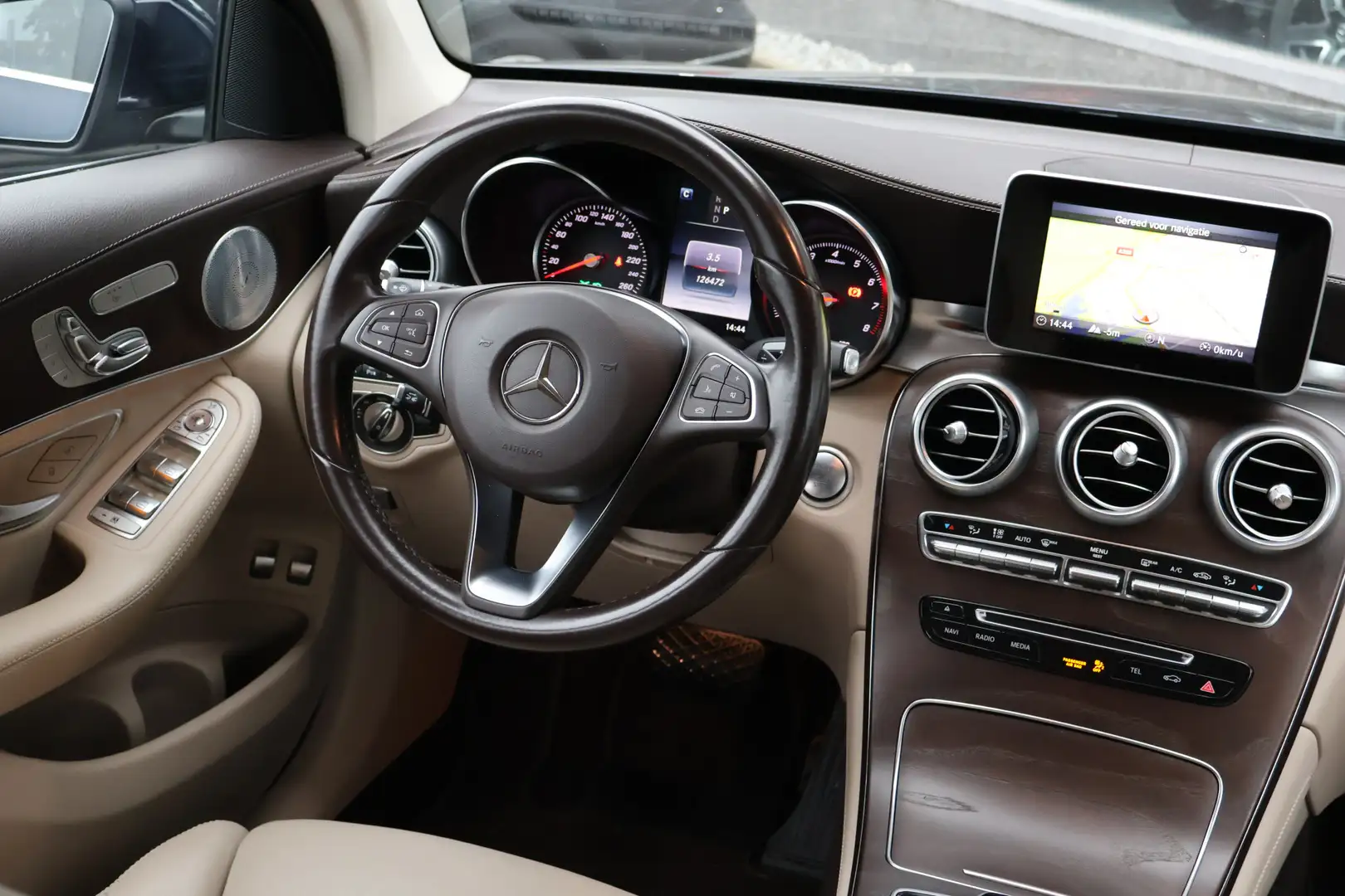 Mercedes-Benz GLC 250 4MATIC Premium Plus l Beige leder interieur l 360 Bleu - 2