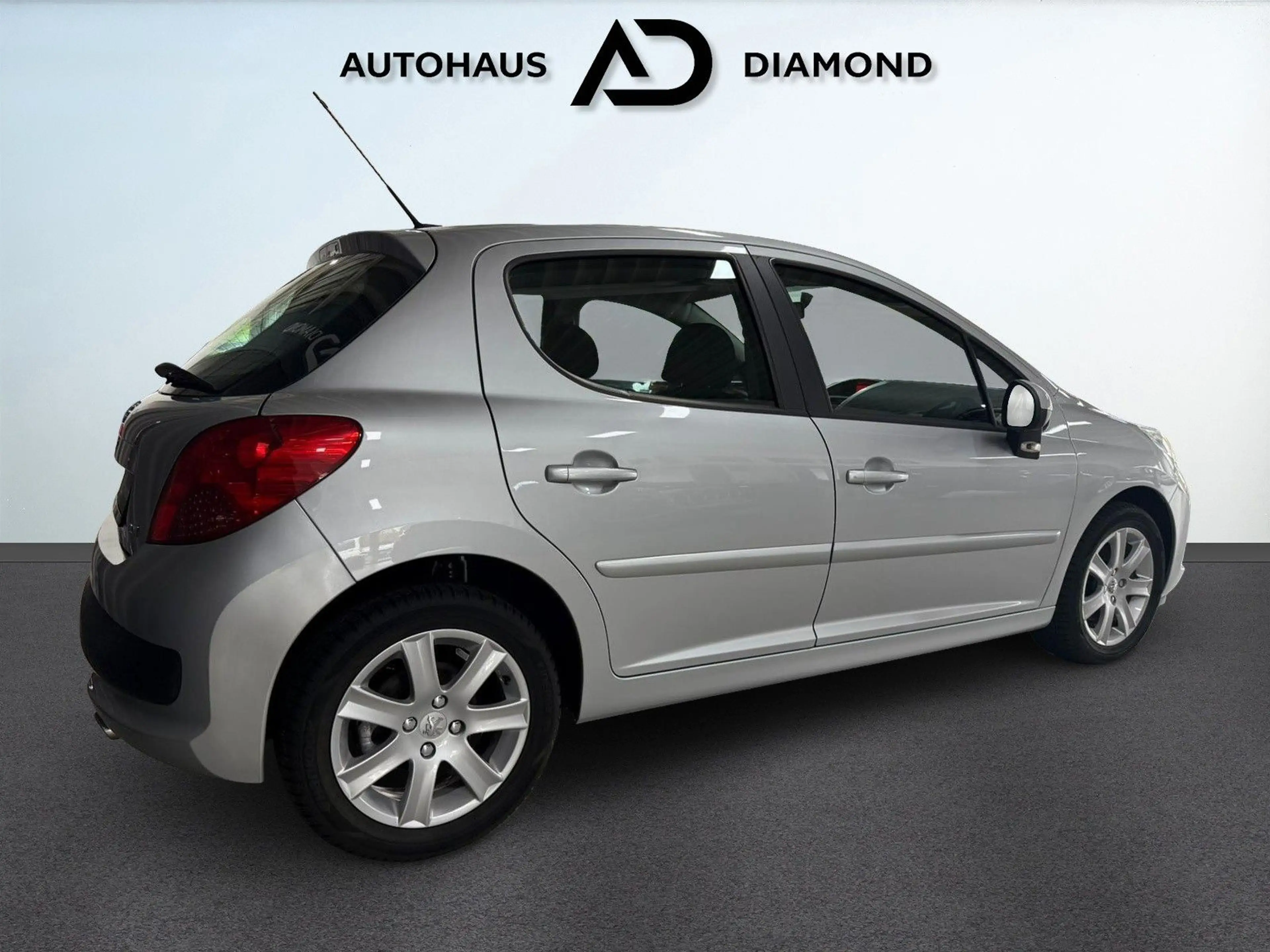 Peugeot 207 Sport * AUTOMATIK * TÜV NEU * — photo 9