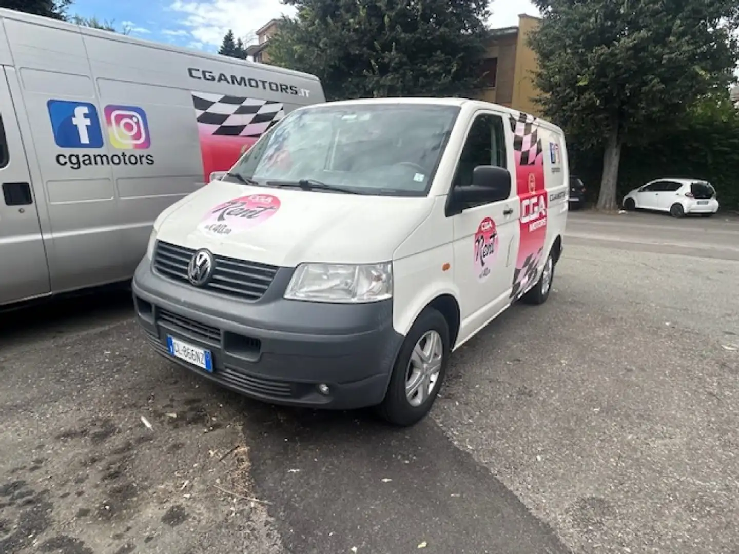 Volkswagen Egyéb Shuttle 2.5 TDI/130CV PL        GANCIO TRAINO Fehér - 1