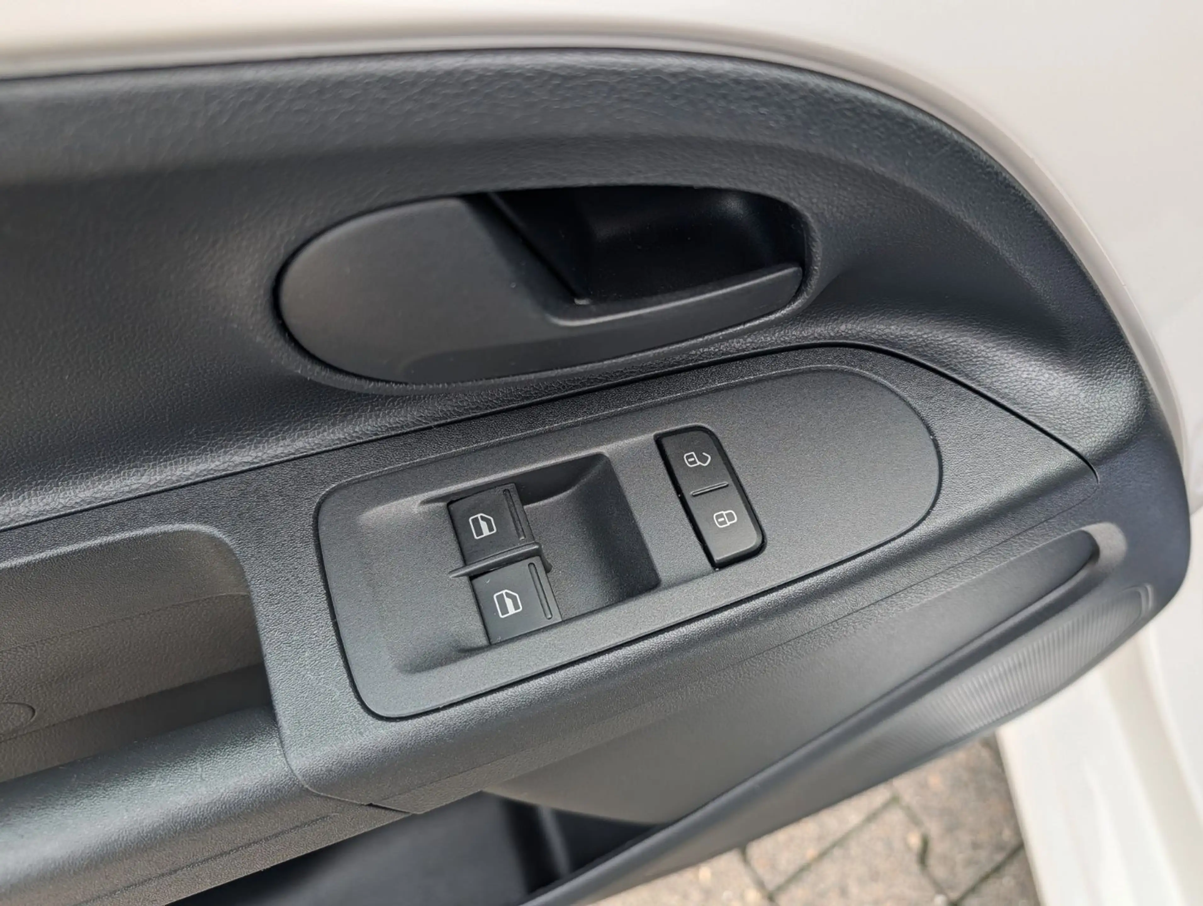 Skoda Citigo 1.0 Cool Edition GARANTIE KLIMA ALU DAB+ — photo 11