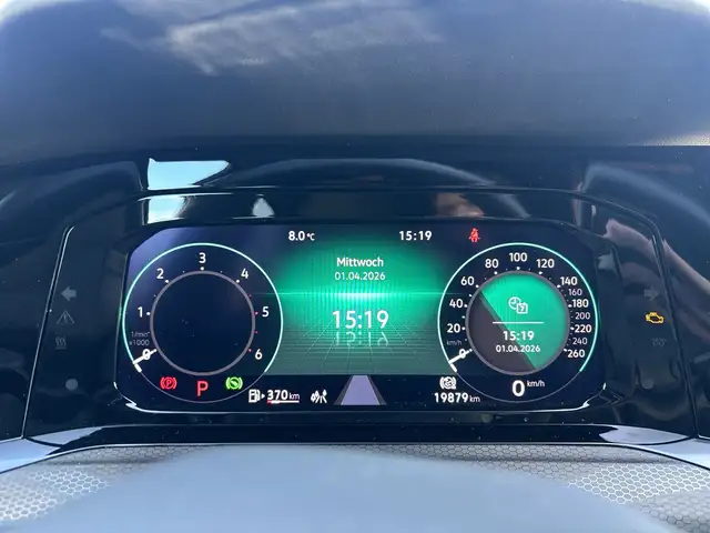 Volkswagen Golf view 15