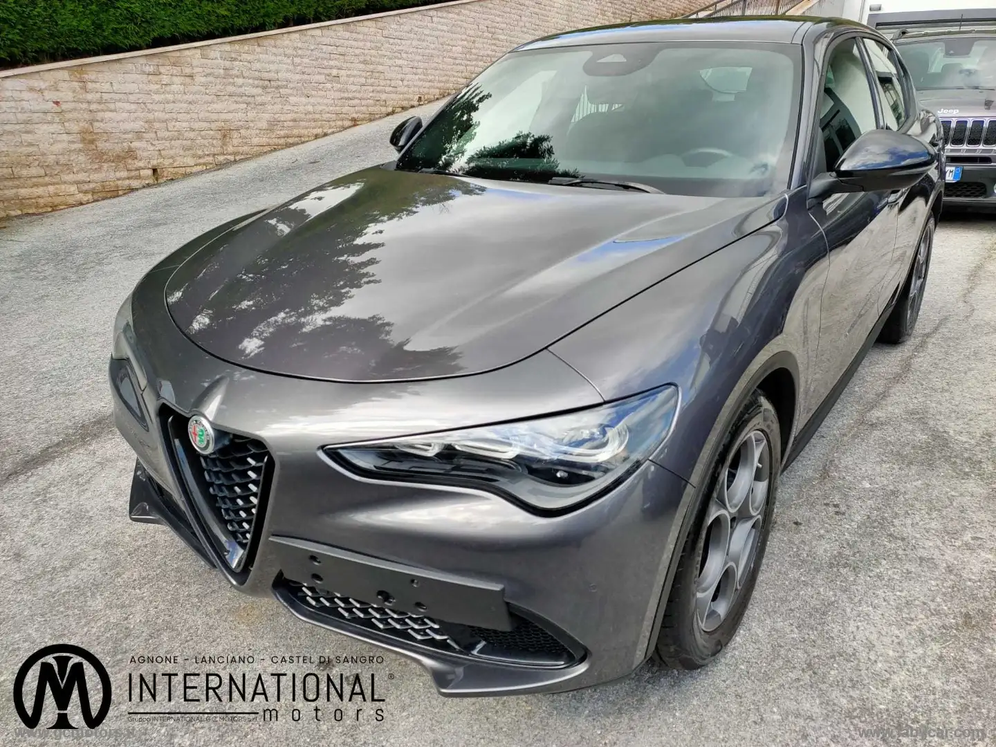 Alfa Romeo Stelvio 2.2 T.d. 160CV AT8 RWD Sprint Grigio - 1