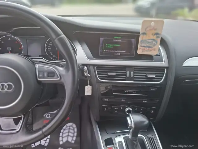 Audi A4 view 11