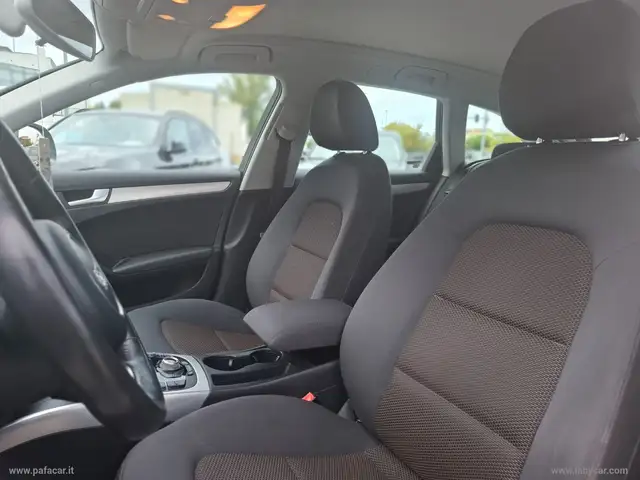 Audi A4 view 8