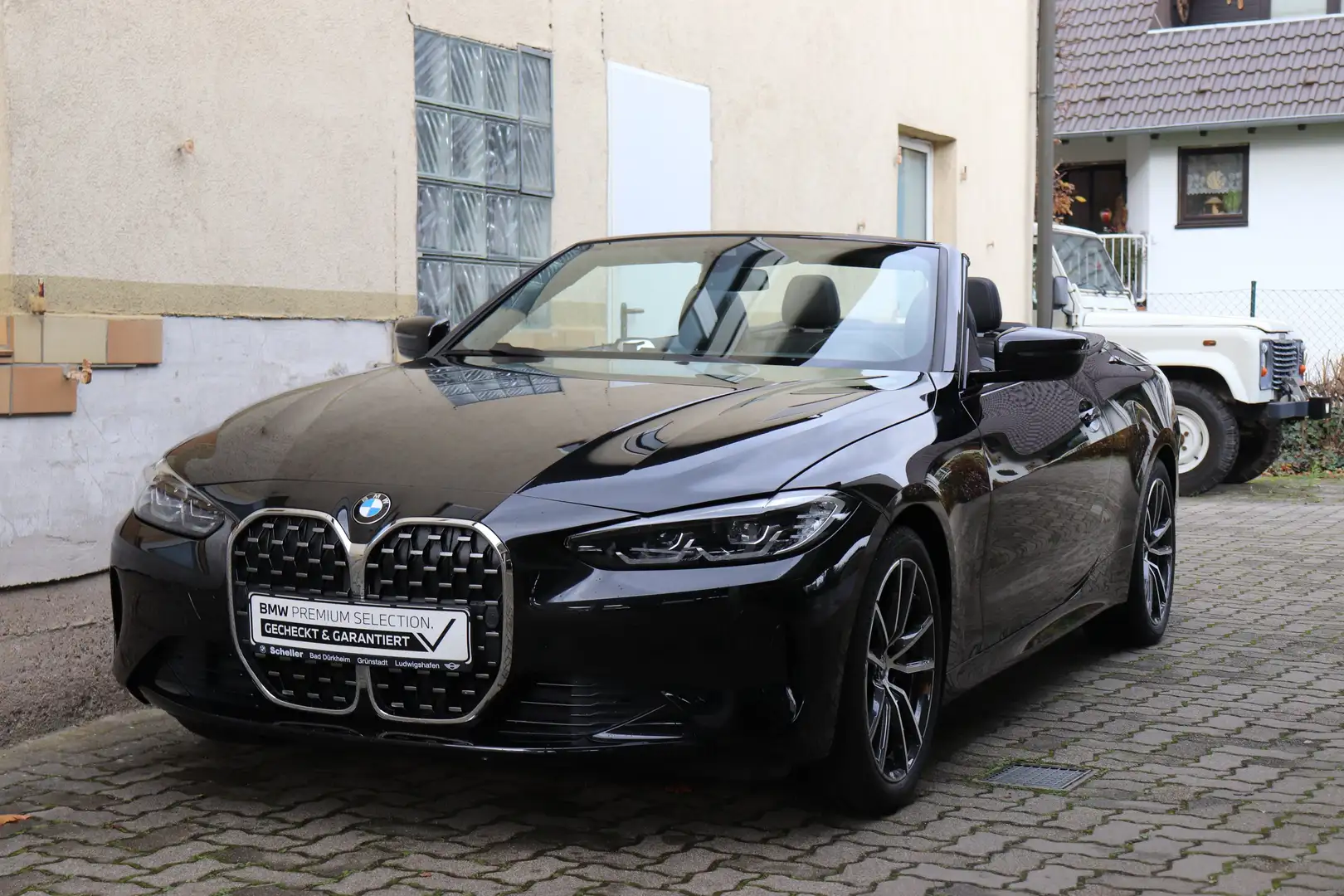 BMW 420 i Cabrio Navi DAB LED Schwarz - 1