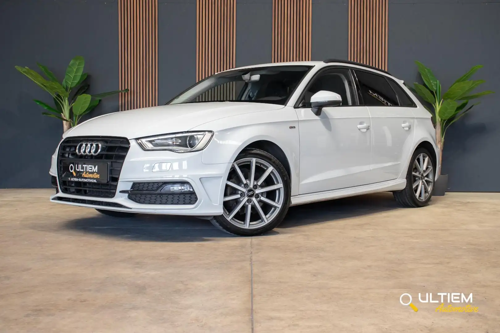 Audi A3 Sportback 1.4 TFSI S-Line | 1E EIGENAAR*CRUISE Wit - 1