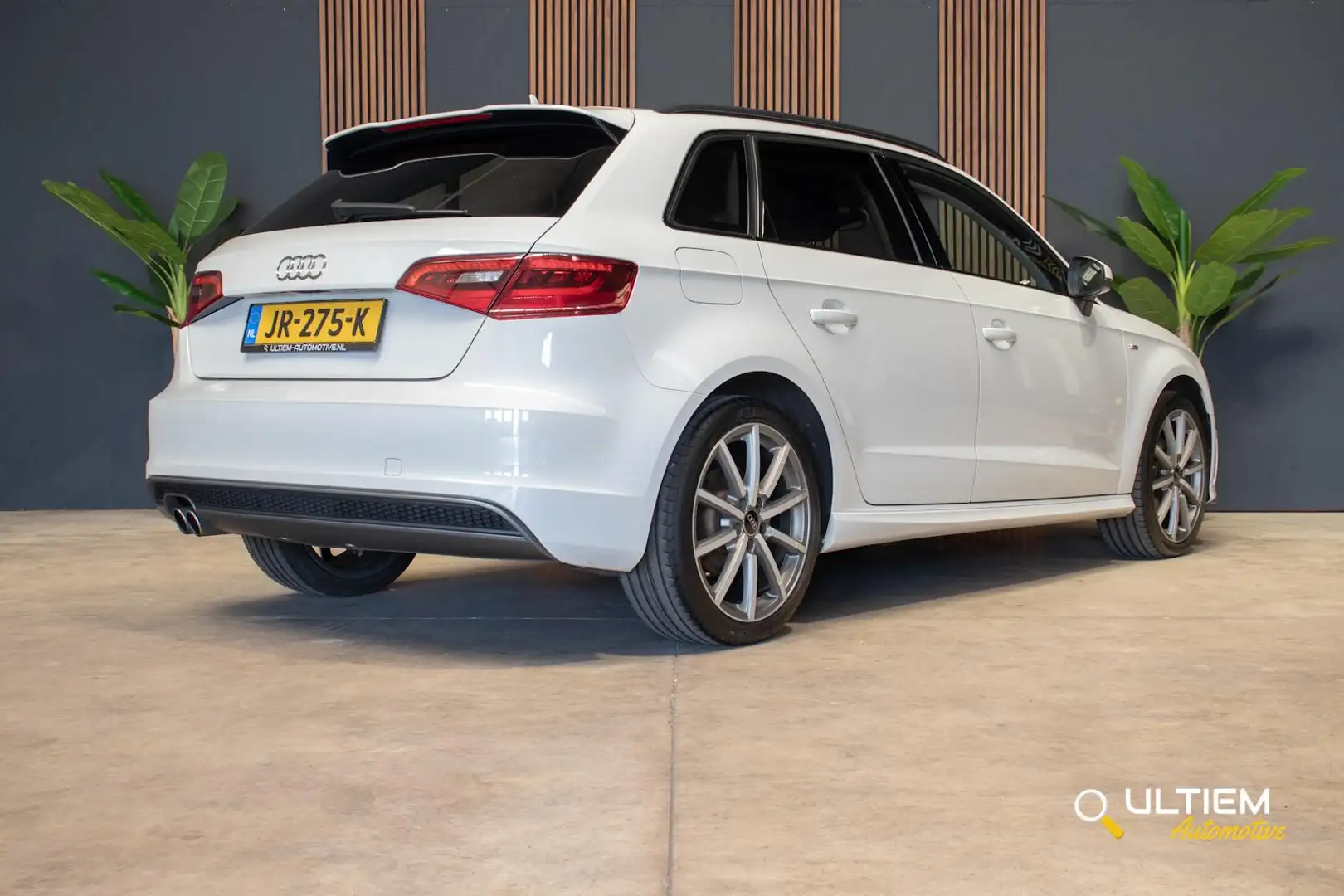 Audi A3 Sportback 1.4 TFSI S-Line | 1E EIGENAAR*CRUISE Wit - 2