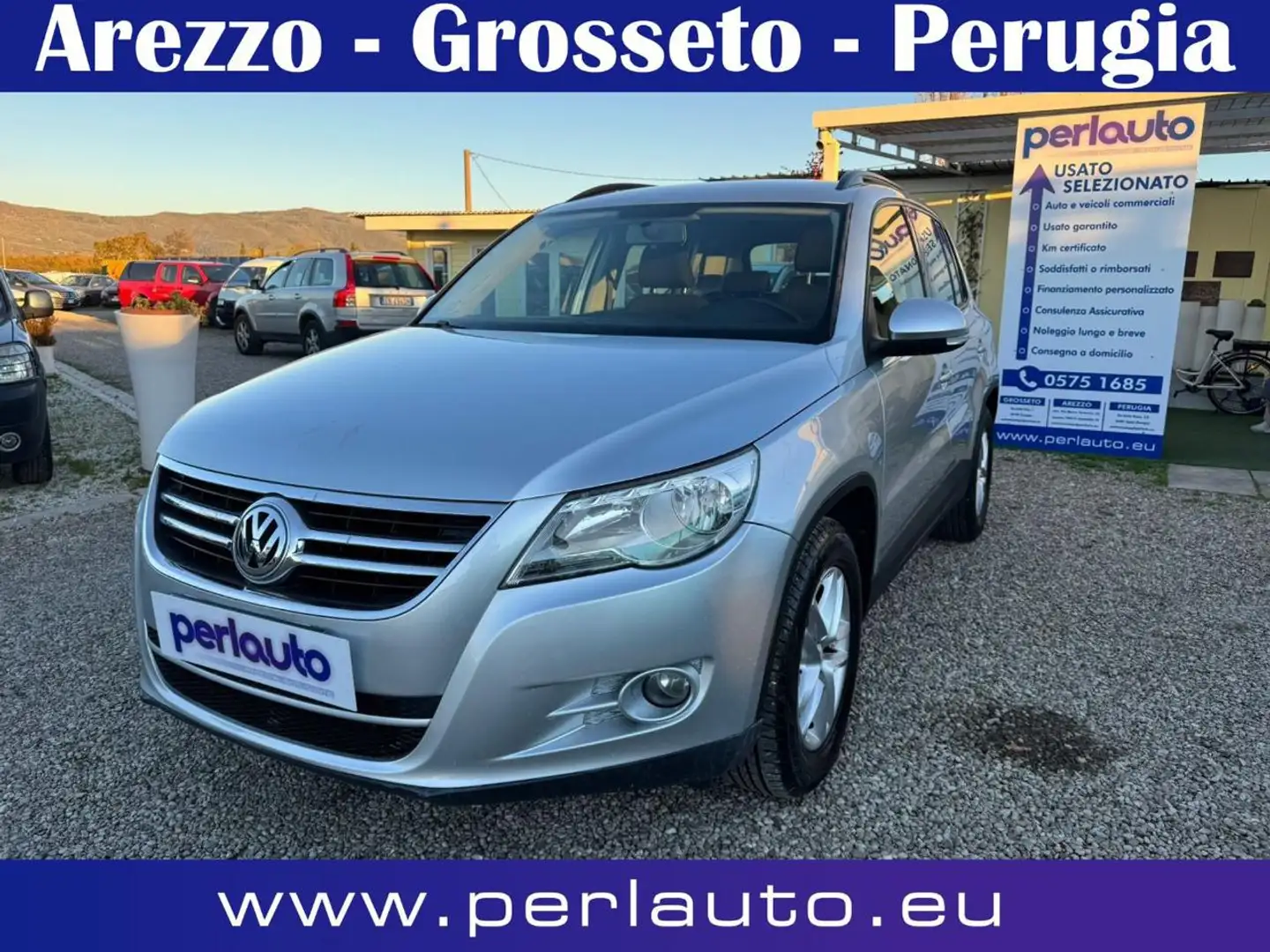 Volkswagen Tiguan 1.4 TSI Trend & Fun BlueMotion Technology Silber - 1