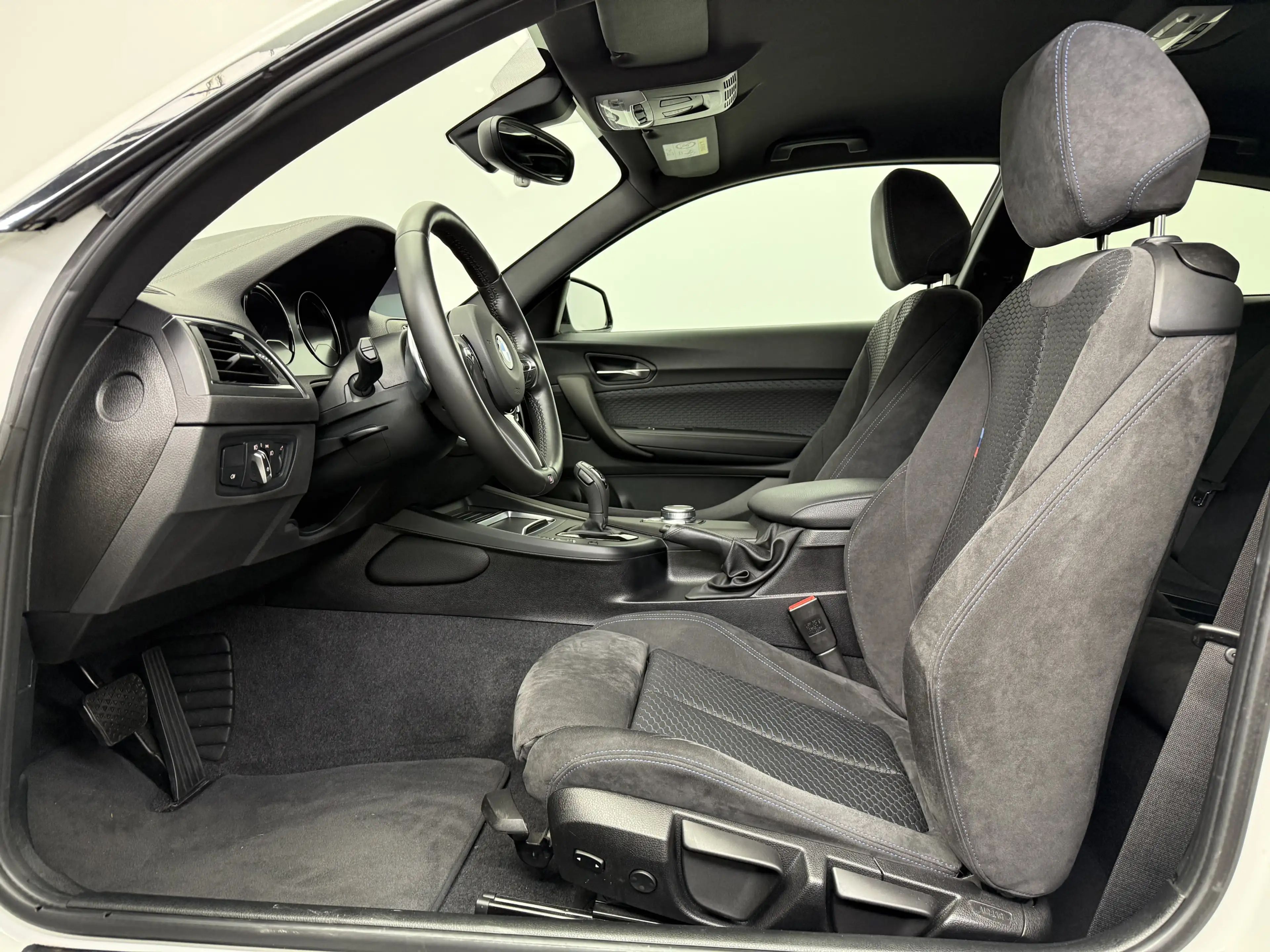 BMW 140 |No-OPF|Navi-Prof|LED|Keyless|BMW-History| — photo 7
