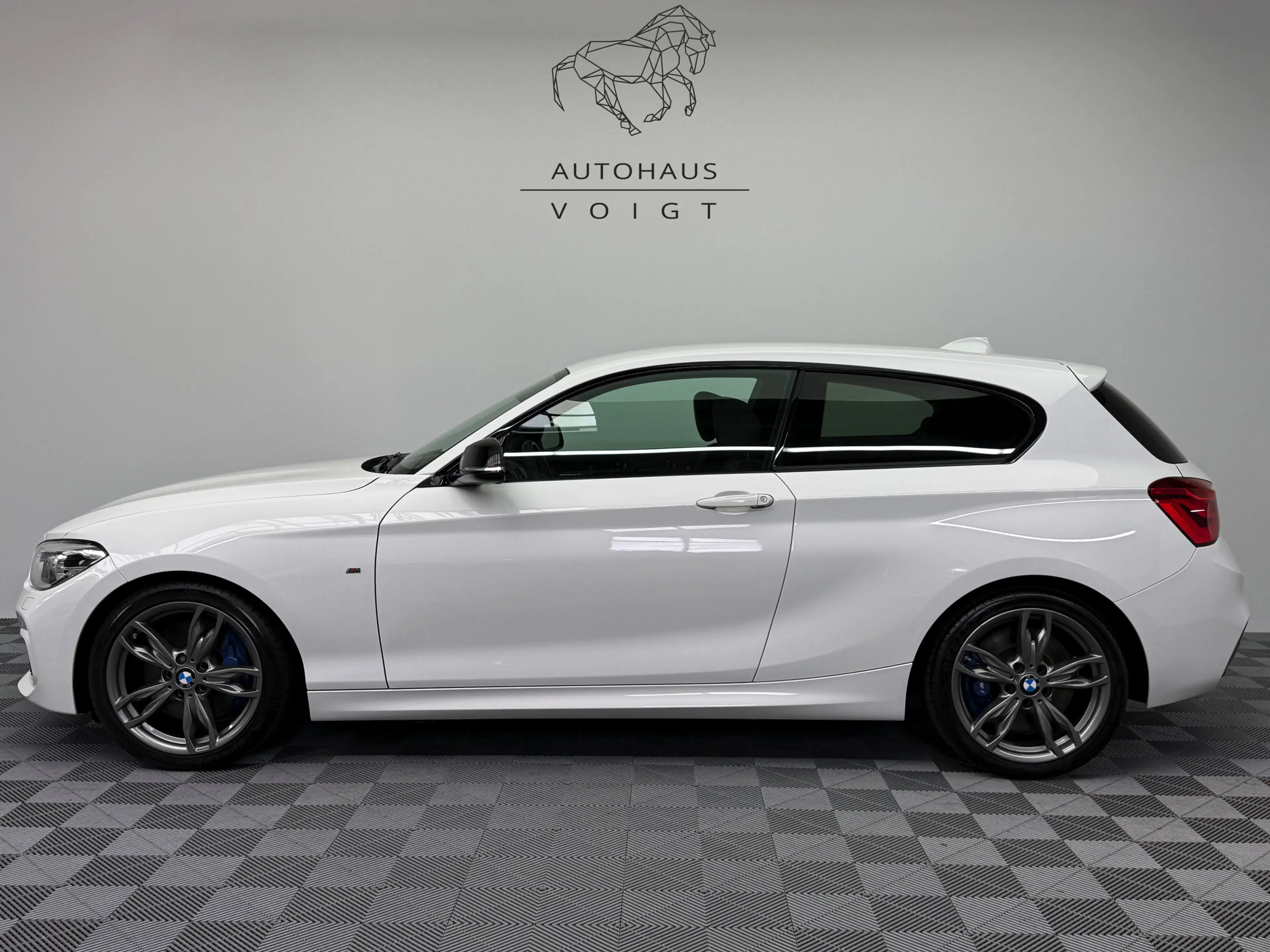 BMW 140 |No-OPF|Navi-Prof|LED|Keyless|BMW-History|