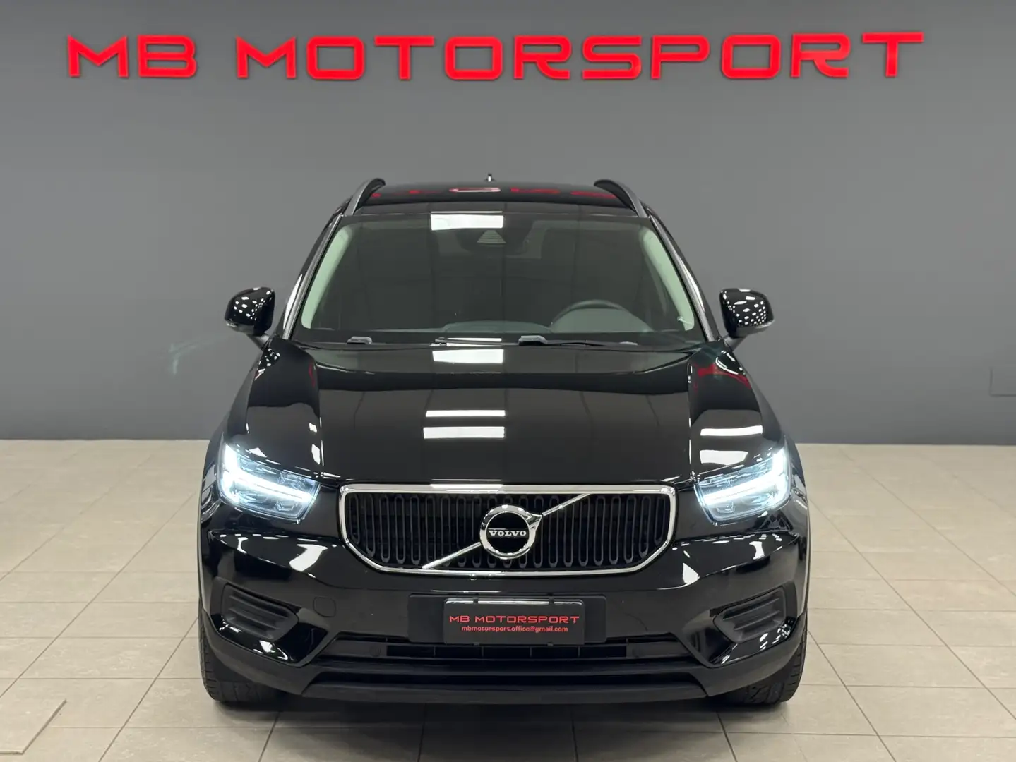 Volvo XC40 2.0 d3 Business geartronic Negro - 2