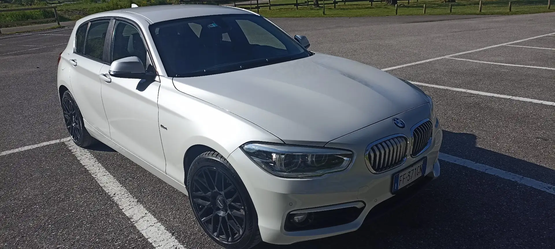 BMW 118 118d xdrive Urban 5 porte - 1